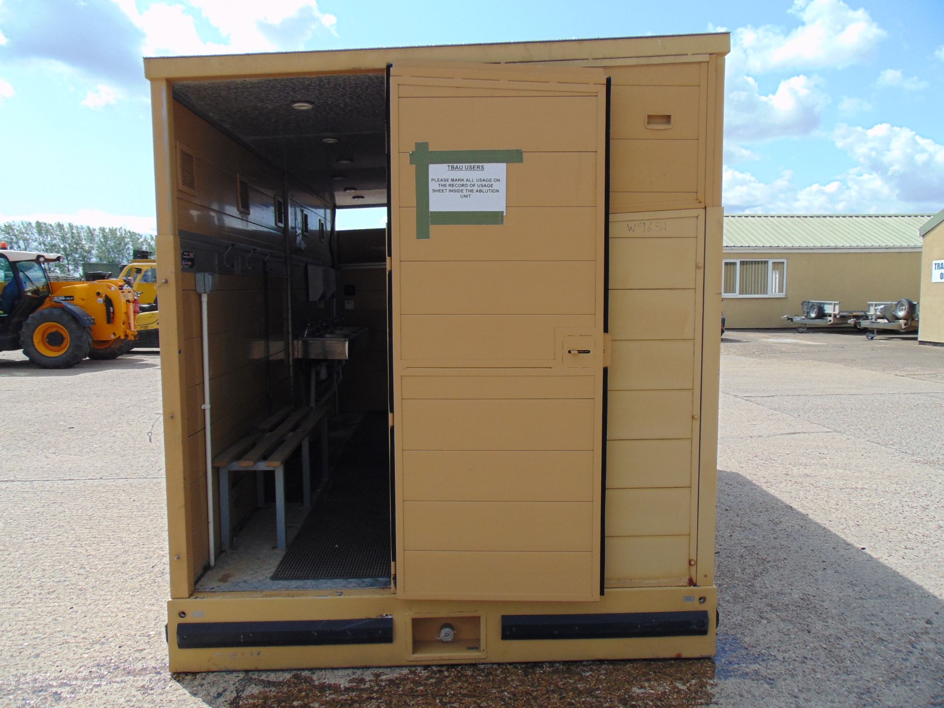 Acclimatise Mobile Tactical Base Ablution Unit - Image 8 of 38