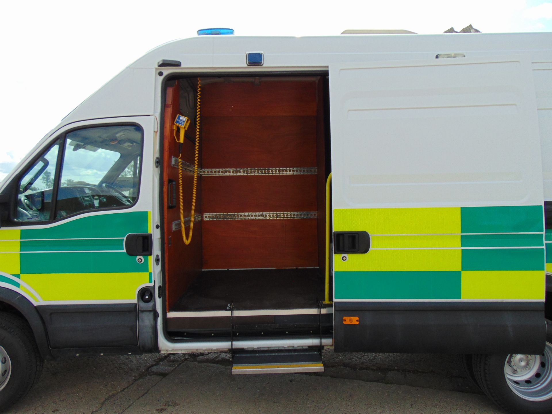 2008 Iveco Daily 65C18V 3.0 HPT Long Wheel Base High roof panel van ONLY 15,366 MILES! - Image 9 of 35