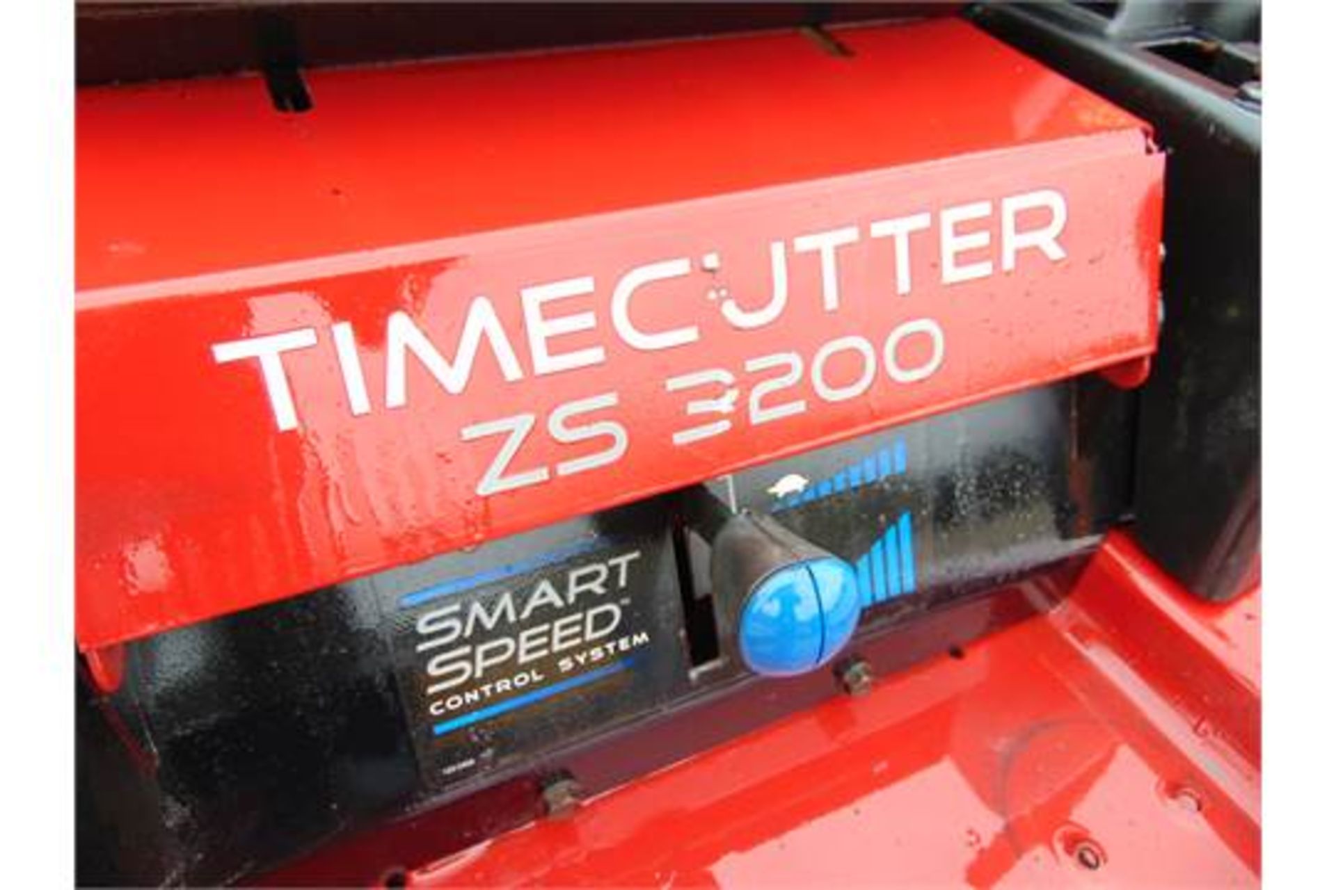 Toro ZS 3200S Timecutter Zero Turn Ride on Lawnmower - Image 13 of 14