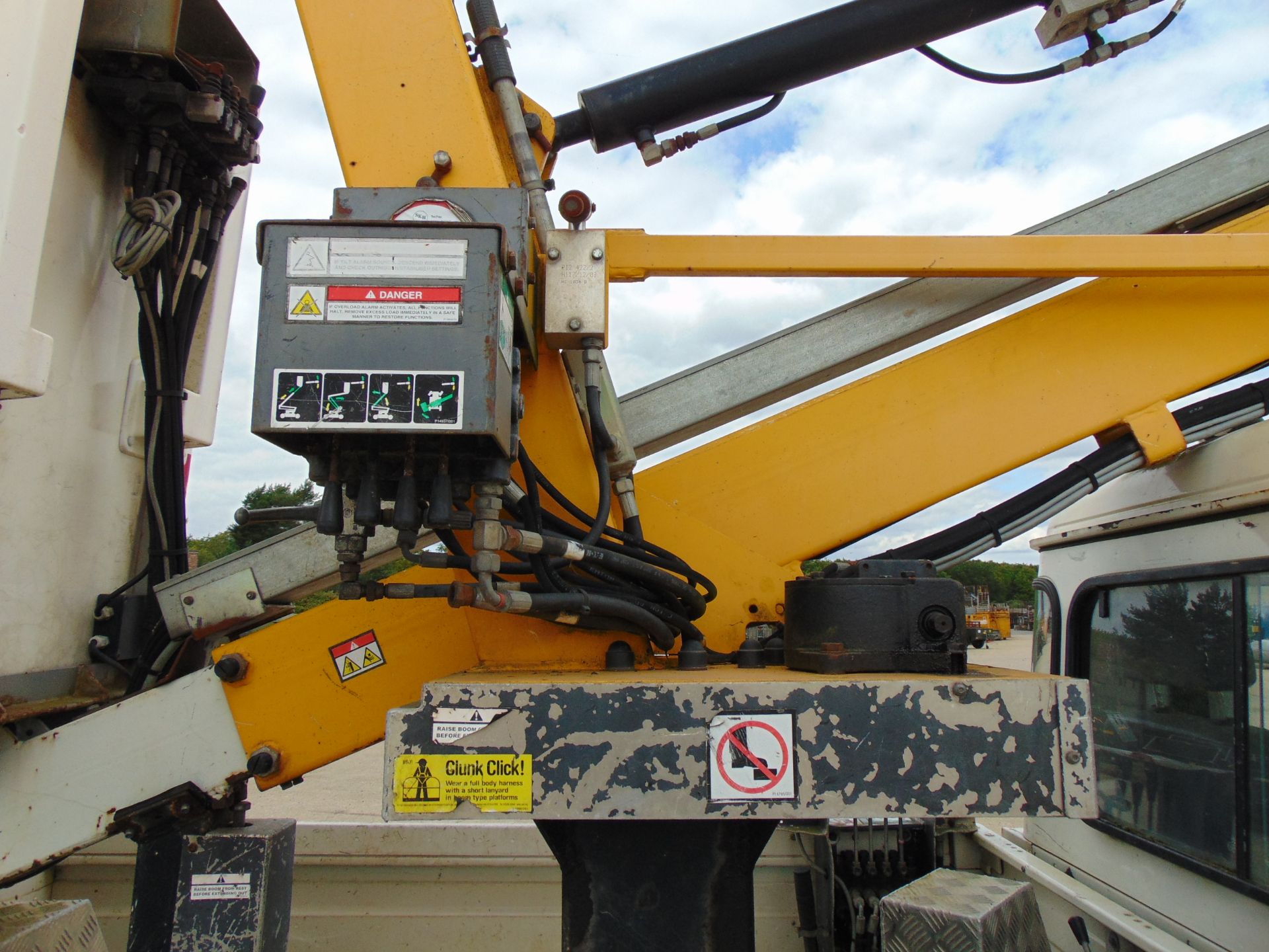 Land Rover Defender 110 High Capacity Cherry Picker - Image 10 of 23