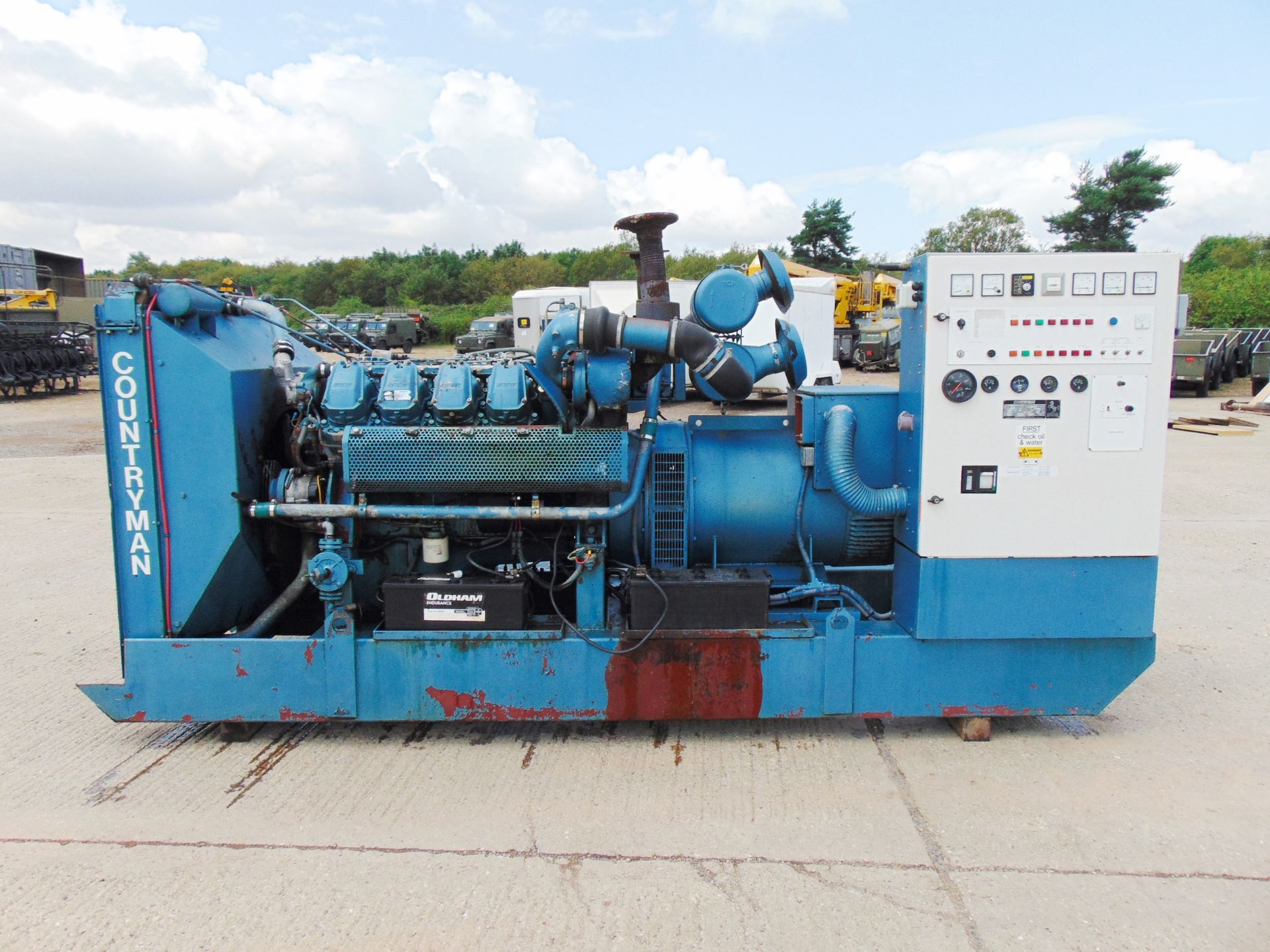 Countryman 325KVA 3 Phase FIAT V8 Twin Turbo Diesel Generator