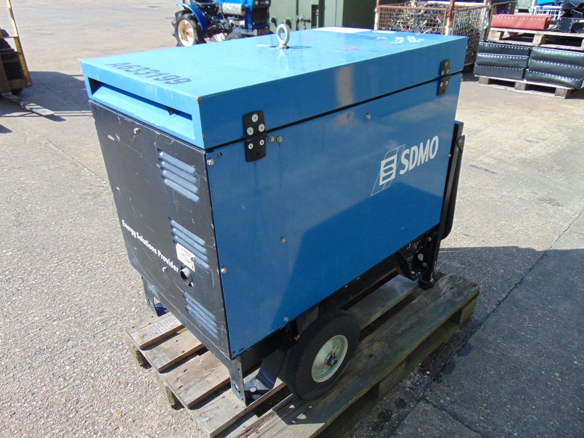 SDMO 6000E 6 KVA Electric Start Silent Diesel Generator Set - Image 10 of 13