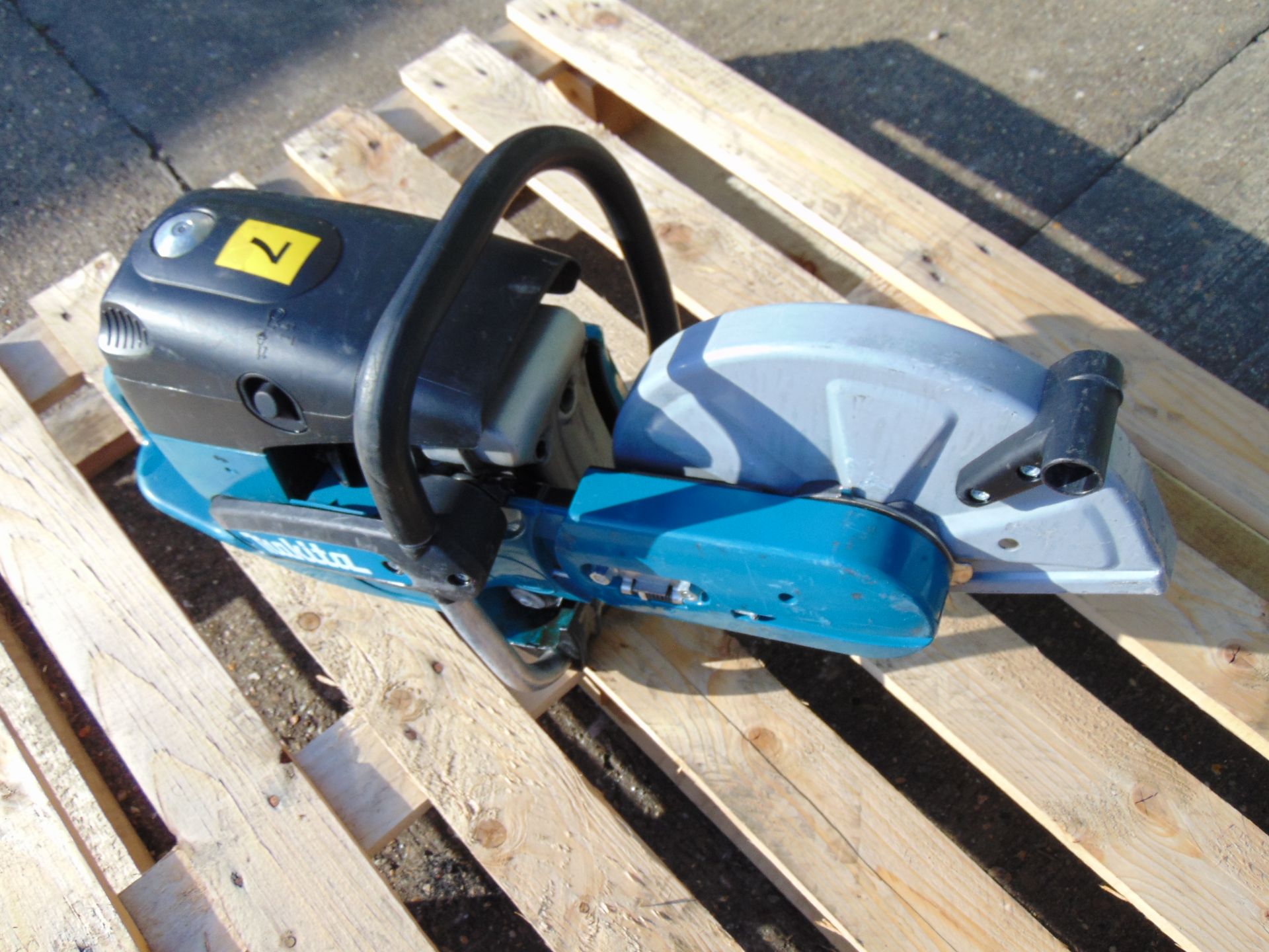 Makita DPC6430 Petrol Disc Cutter - Image 4 of 8