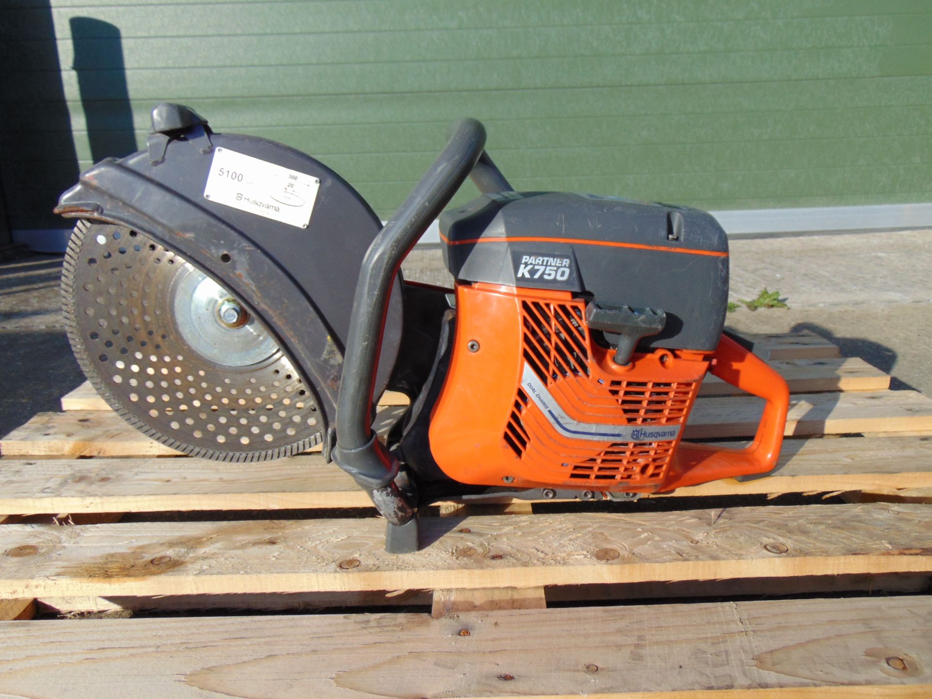 Husqvarna K750 Petrol Disc Cutter