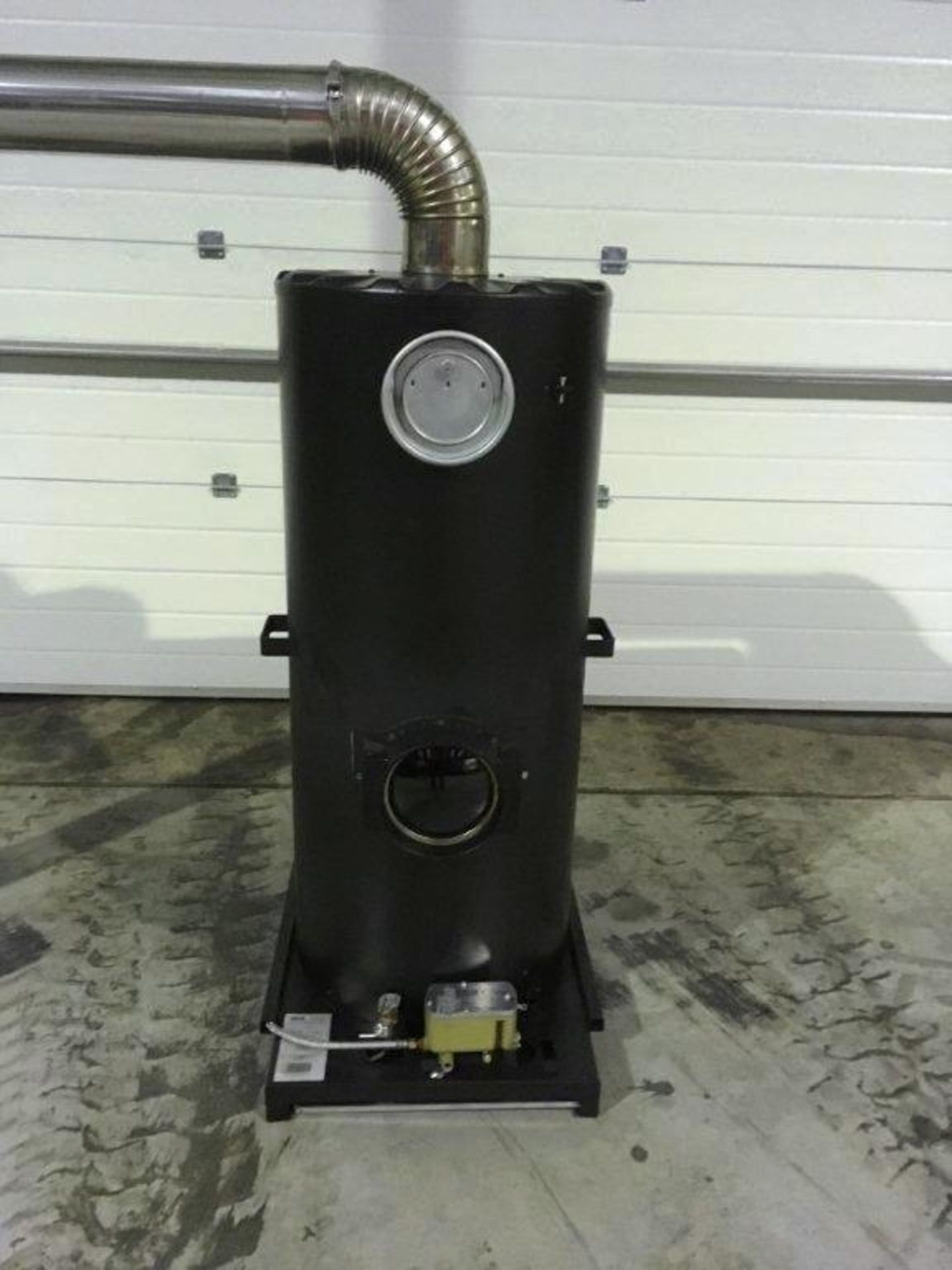 Unissued Deville Campaign Multi-Fuel Heater - Image 2 of 11