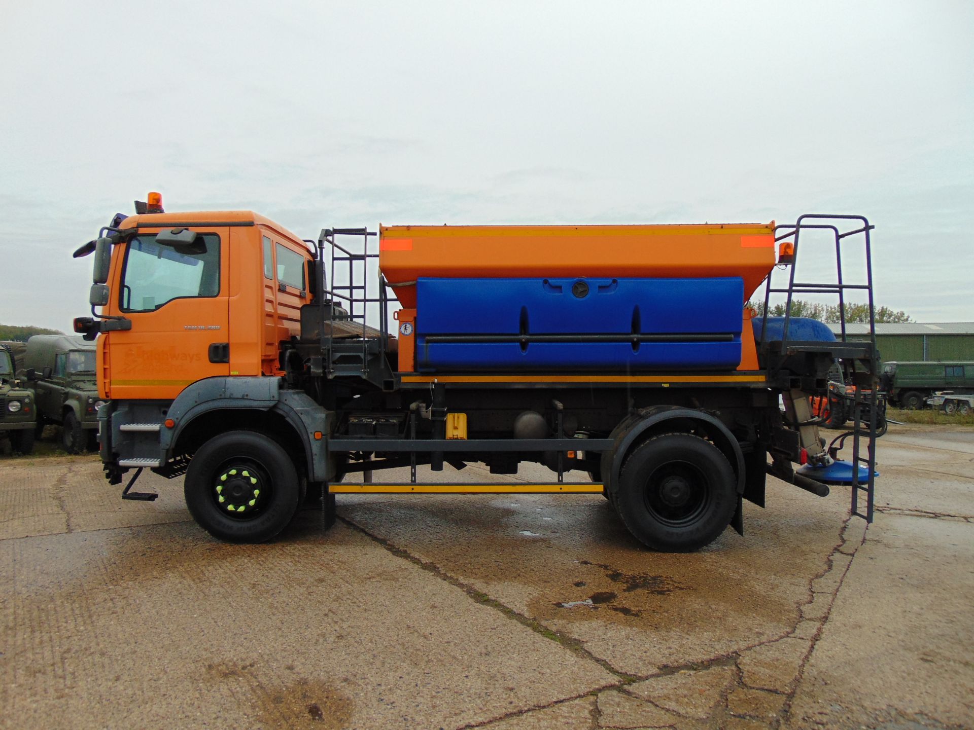 2008 MAN TGM 18.280 18T 4wd Gritter Lorry C/W Schmidt Gritter Body - Image 5 of 21