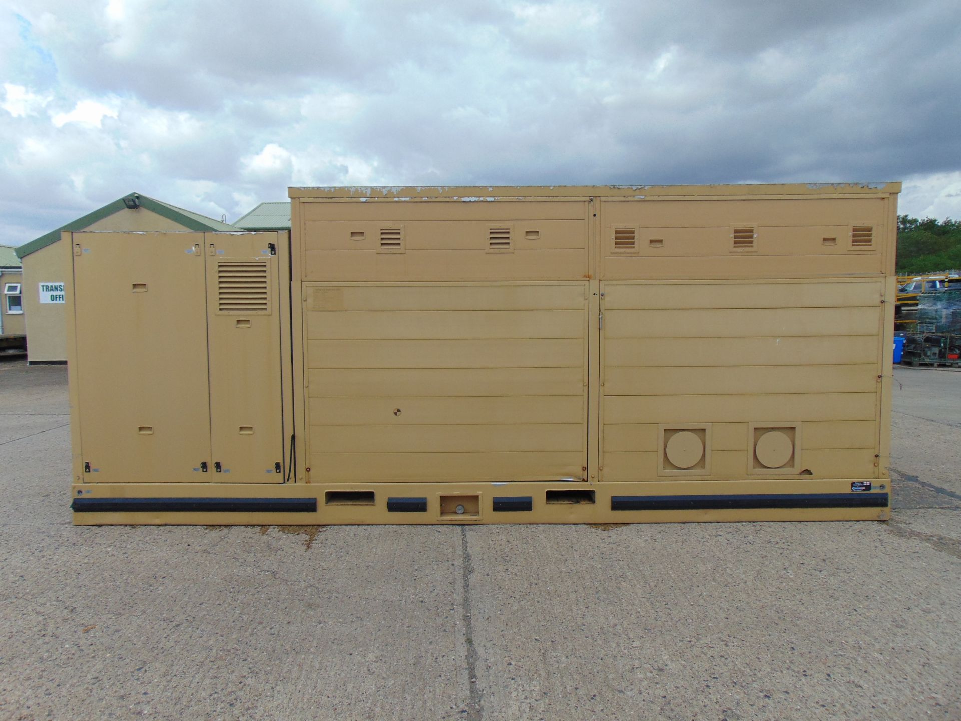 Acclimatise Mobile Tactical Base Ablution Unit - Image 8 of 38