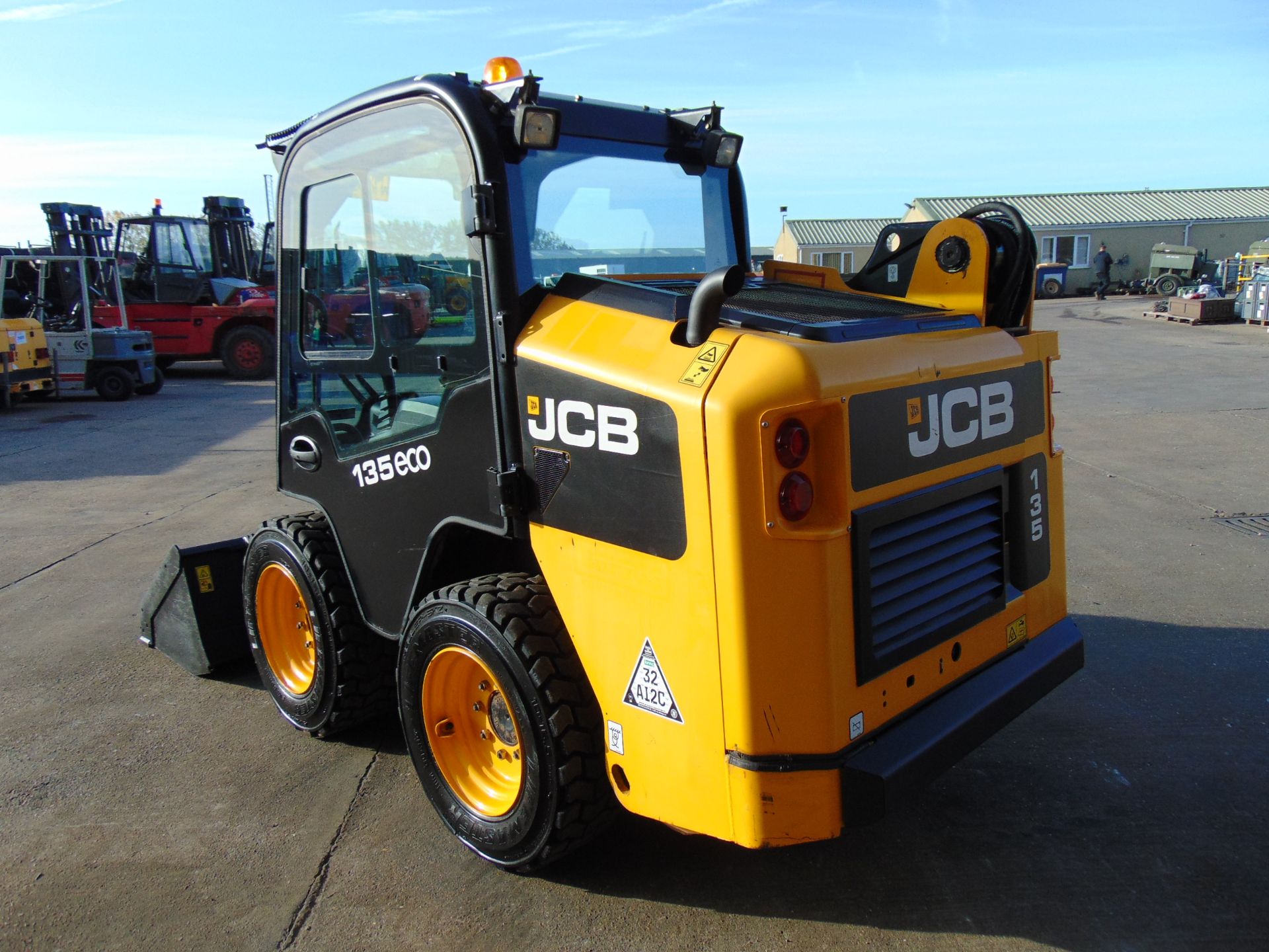 2014 JCB 135 ECO T4 Skid Steer Loader ONLY 218 HOURS! - Image 8 of 25