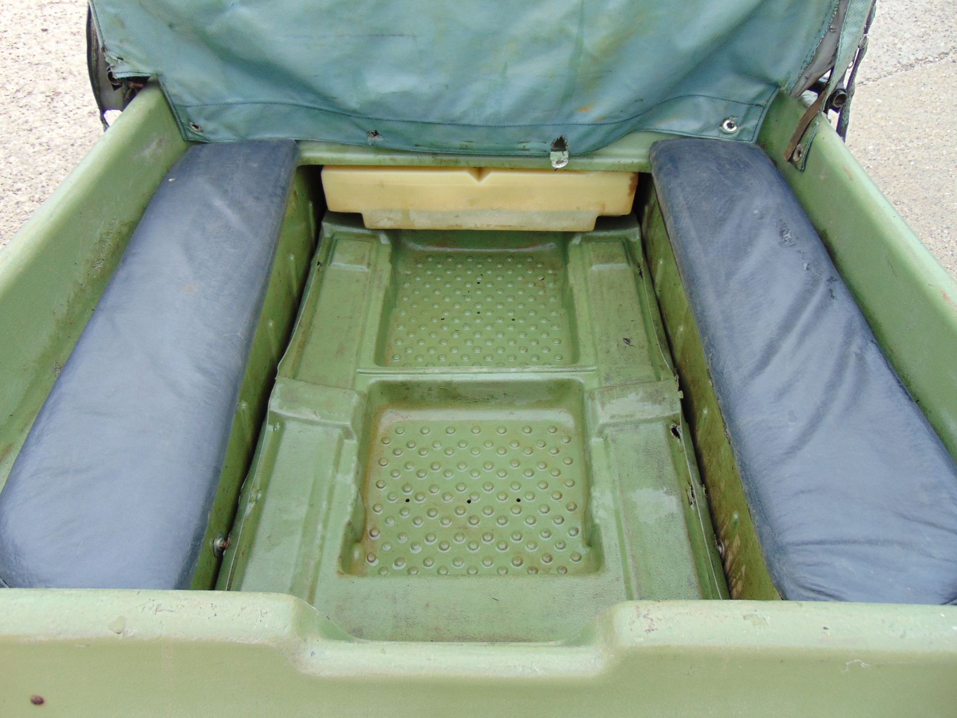 Argocat 8x8 Magnum Amphibious ATV with Canopy - Image 11 of 16