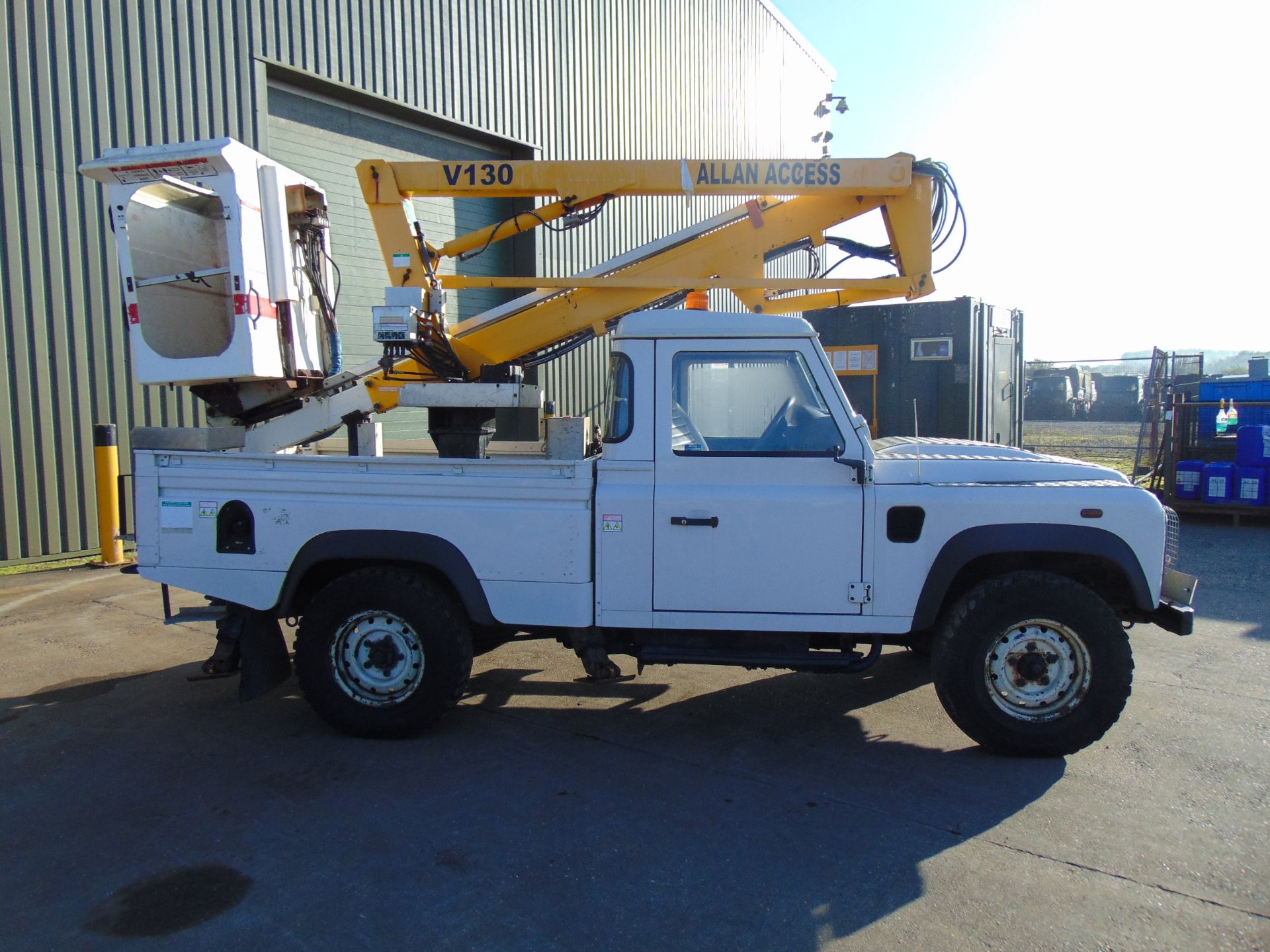 Land Rover Defender 110 High Capacity Cherry Picker - Image 5 of 23
