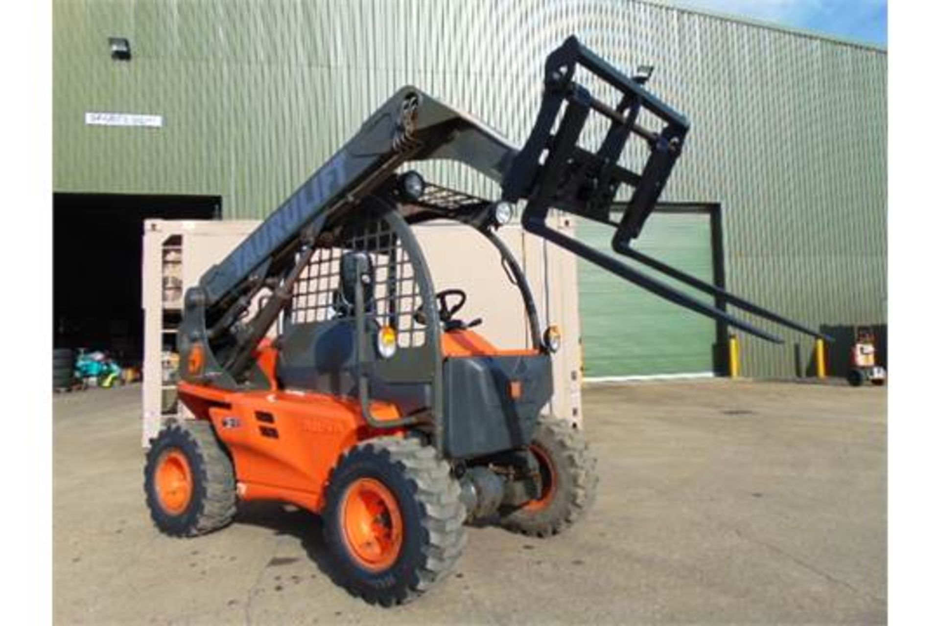 2010 Ausa Taurulift T133H 4WD Compact Forklift with Pallet Tines - Image 13 of 23