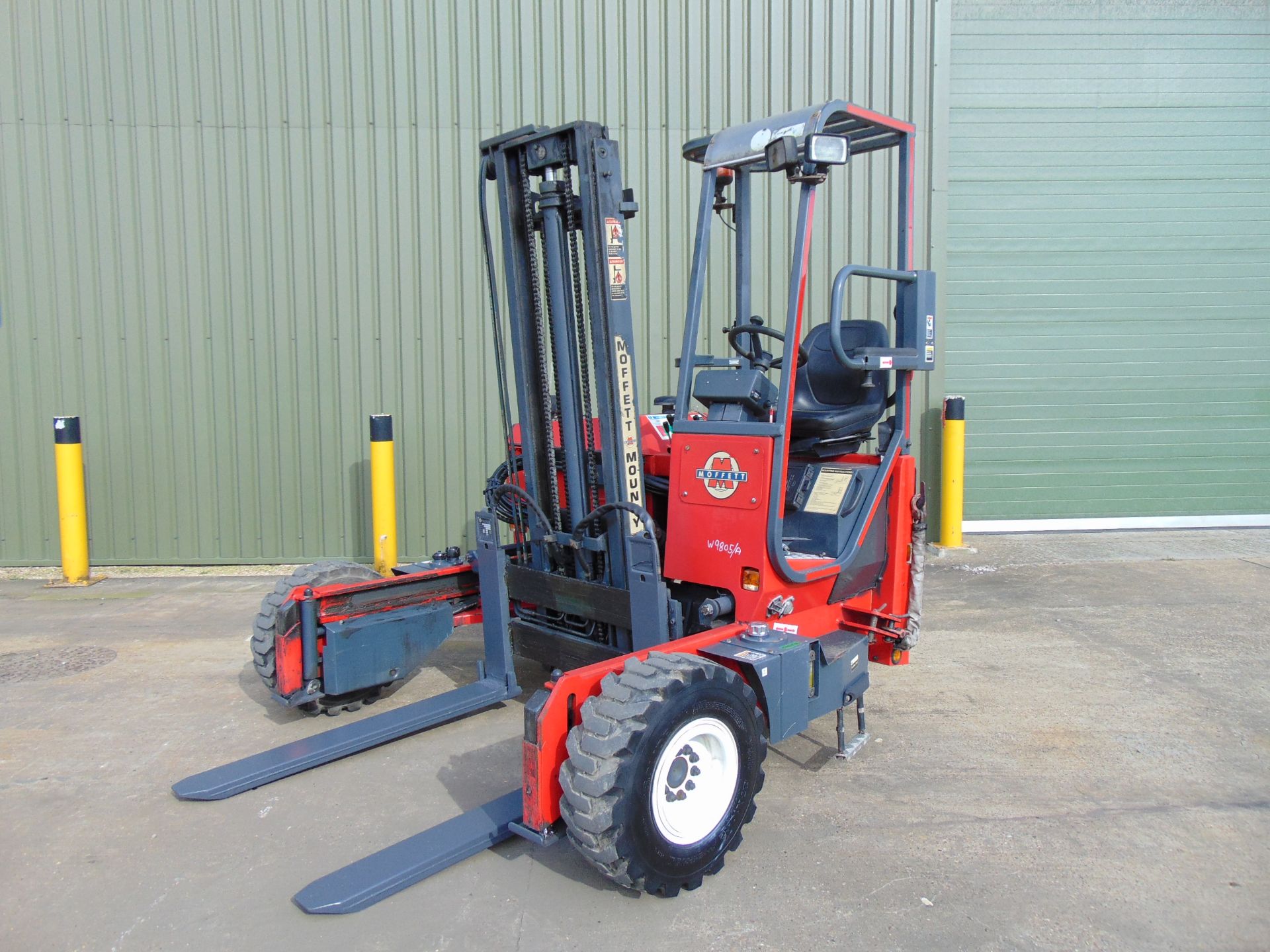 2003 Moffett Mounty M2003 Truck Mounted Forklift complete with Meijer Hydraulic Extension Forks - Image 6 of 30