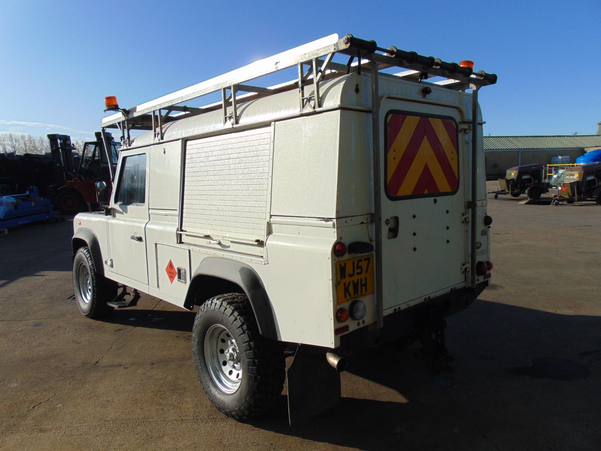 Land Rover Defender 110 Puma Hardtop 4x4 Special Utility (Mobile Workshop) complete with Winch - Image 8 of 23