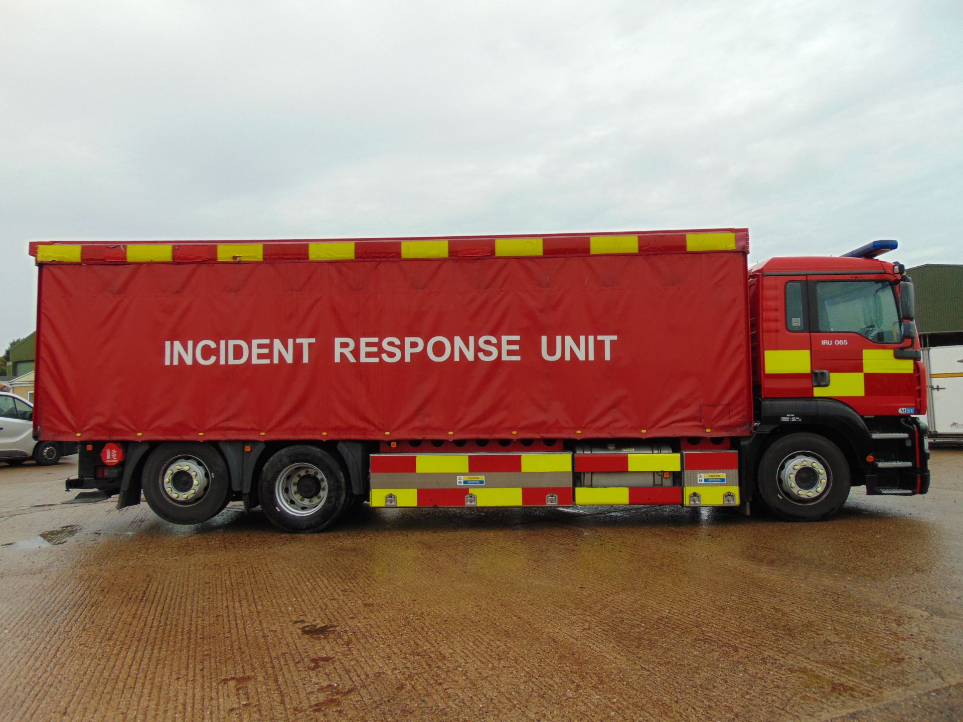 2004 MAN TG-A 6x2 Rear Steer Incident Support Unit - Image 5 of 27