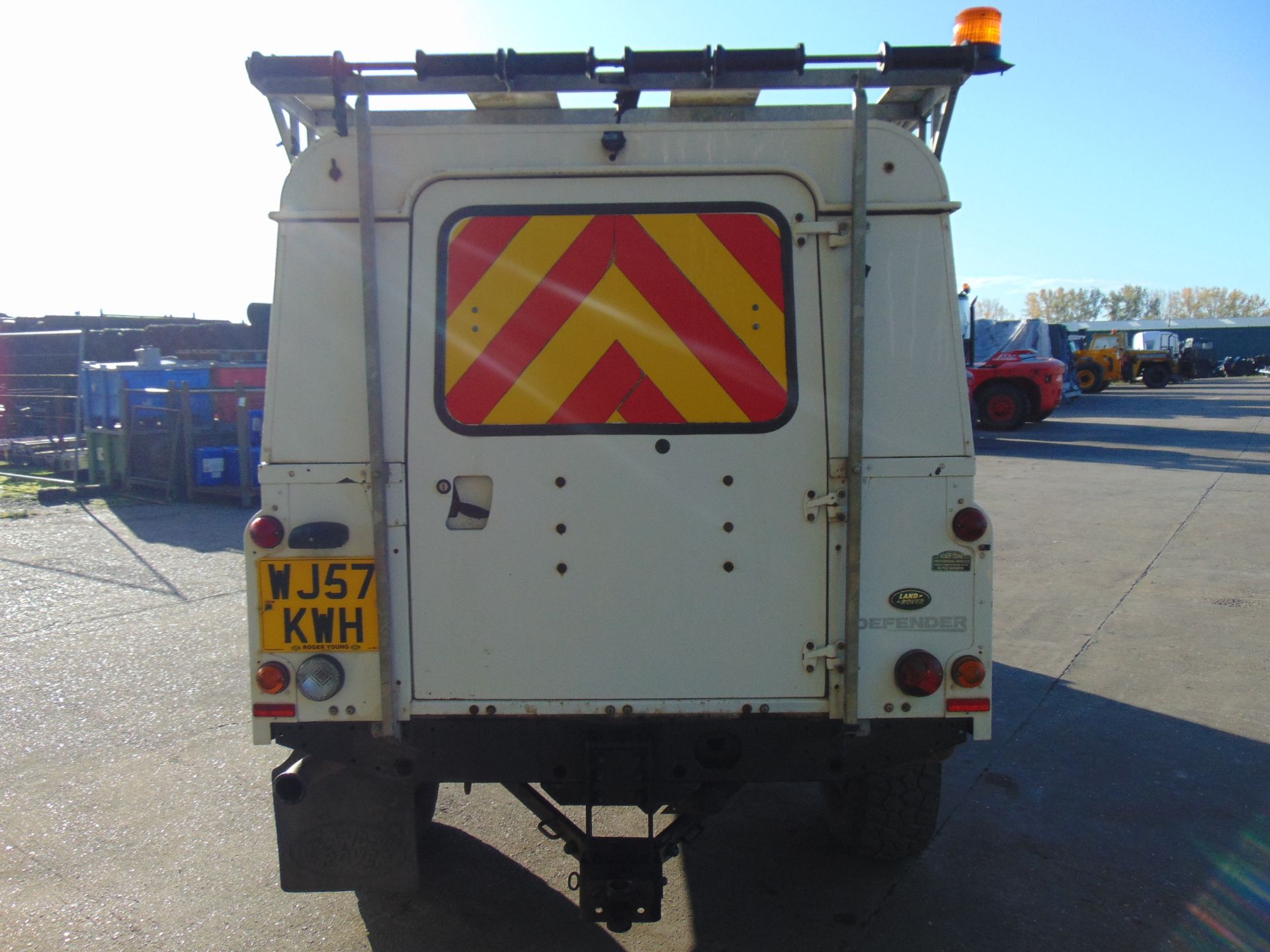 Land Rover Defender 110 Puma Hardtop 4x4 Special Utility (Mobile Workshop) complete with Winch - Image 7 of 23