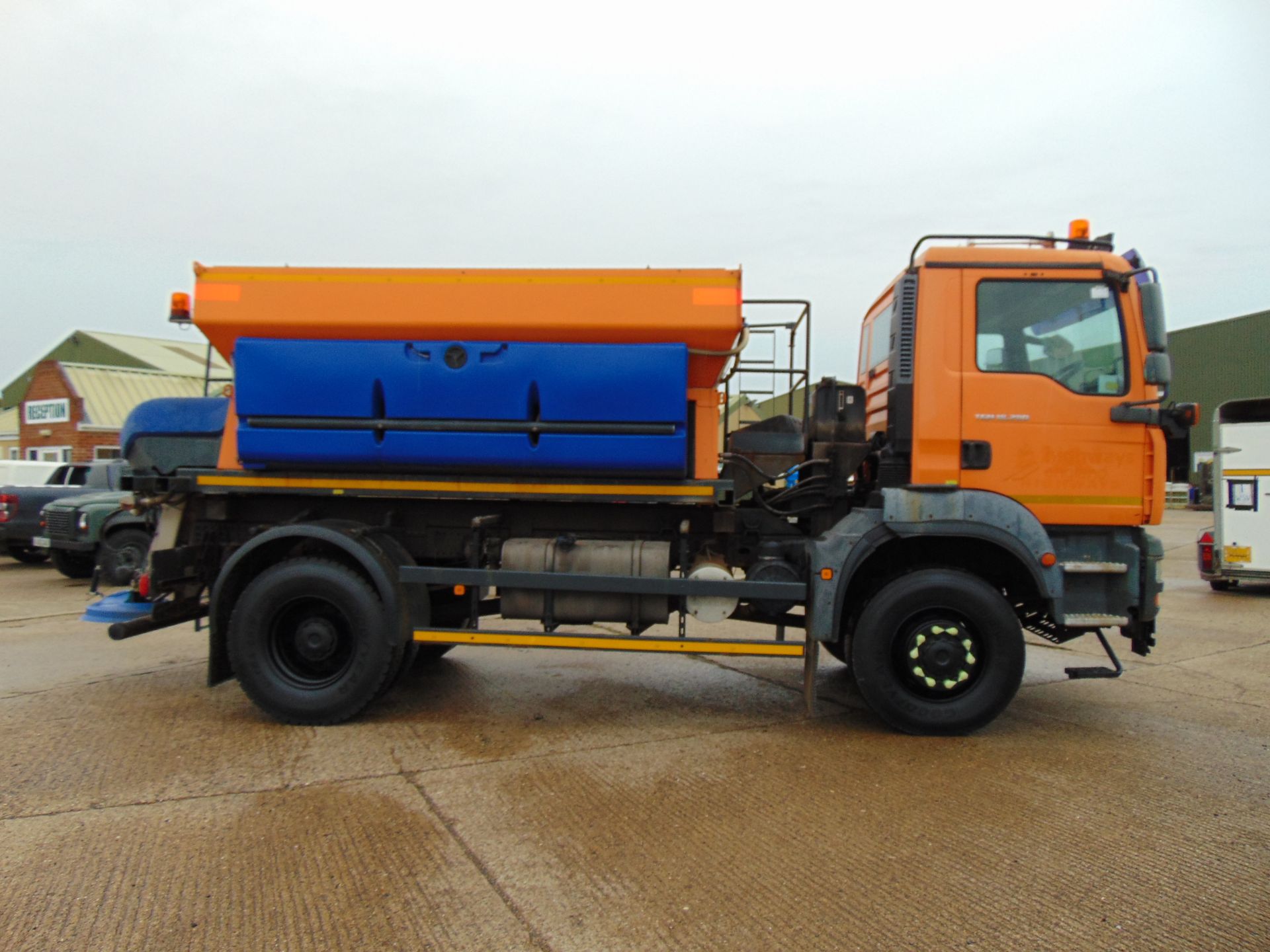 2008 MAN TGM 18.280 18T 4wd Gritter Lorry C/W Schmidt Gritter Body - Image 4 of 21