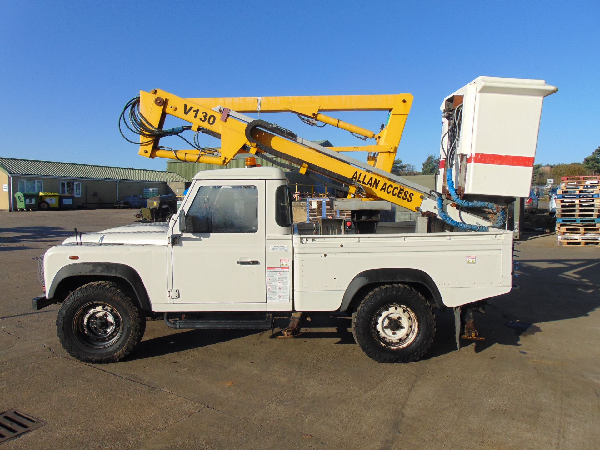 Land Rover Defender 110 High Capacity Cherry Picker - Image 4 of 23