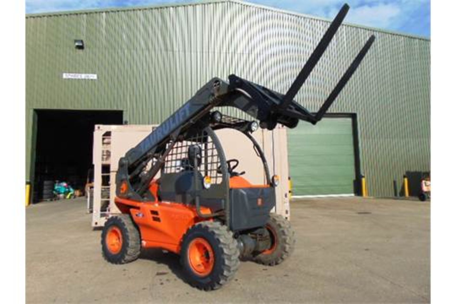 2010 Ausa Taurulift T133H 4WD Compact Forklift with Pallet Tines - Image 12 of 23