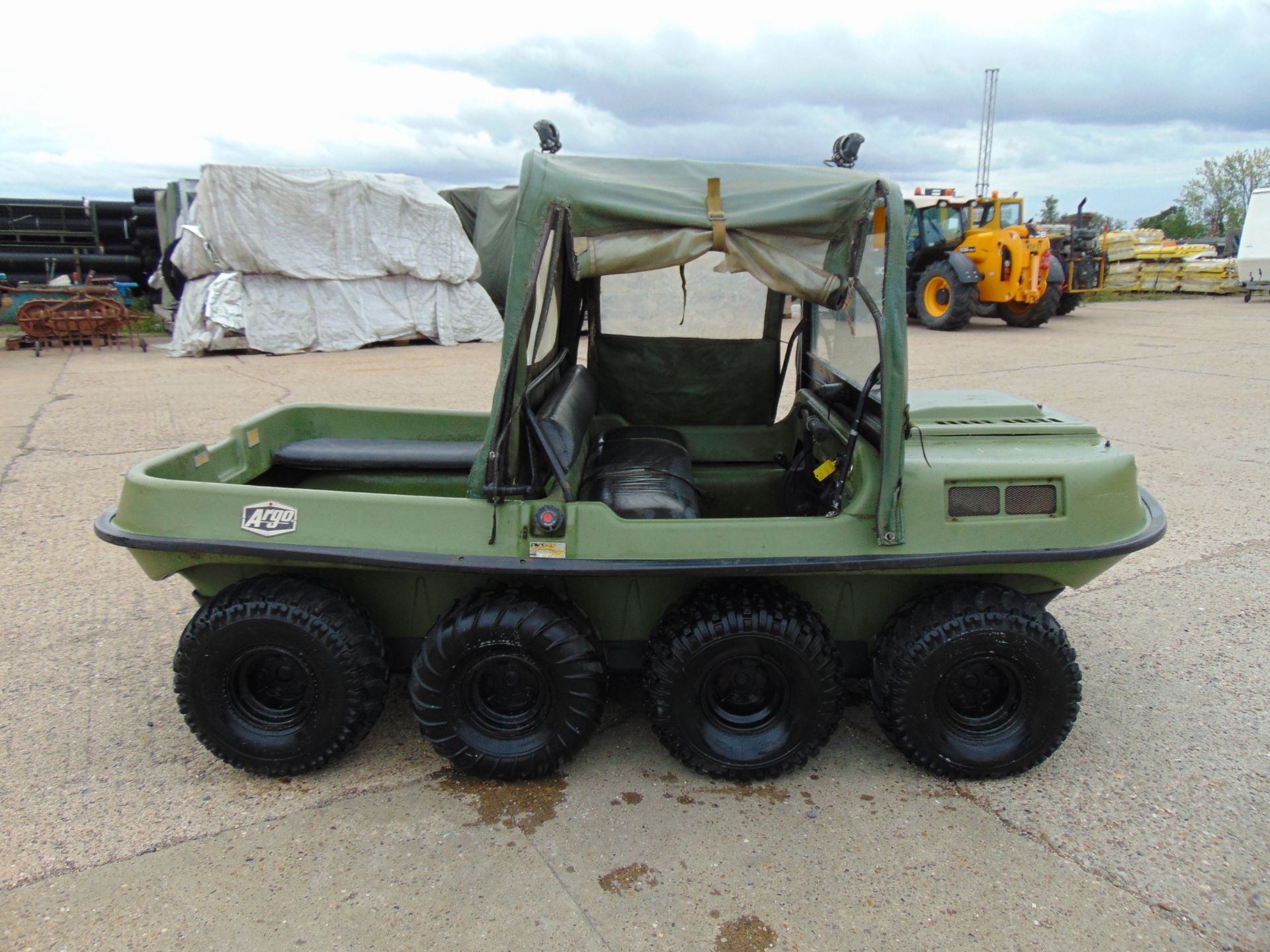 Argocat 8x8 Magnum Amphibious ATV with Canopy - Image 7 of 16