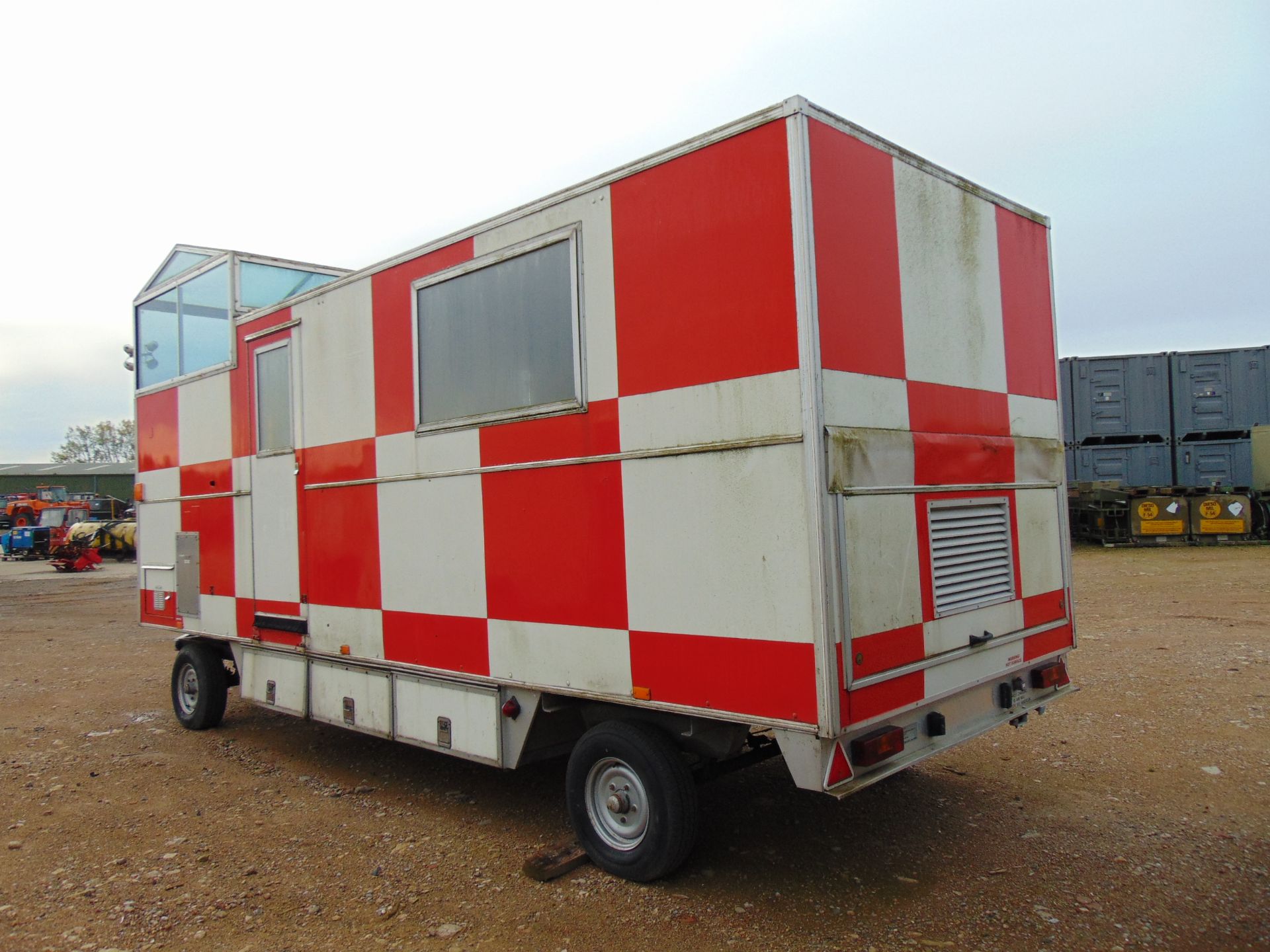 Ex Royal Air Force Mobile Observation and Command Centre - Image 7 of 21