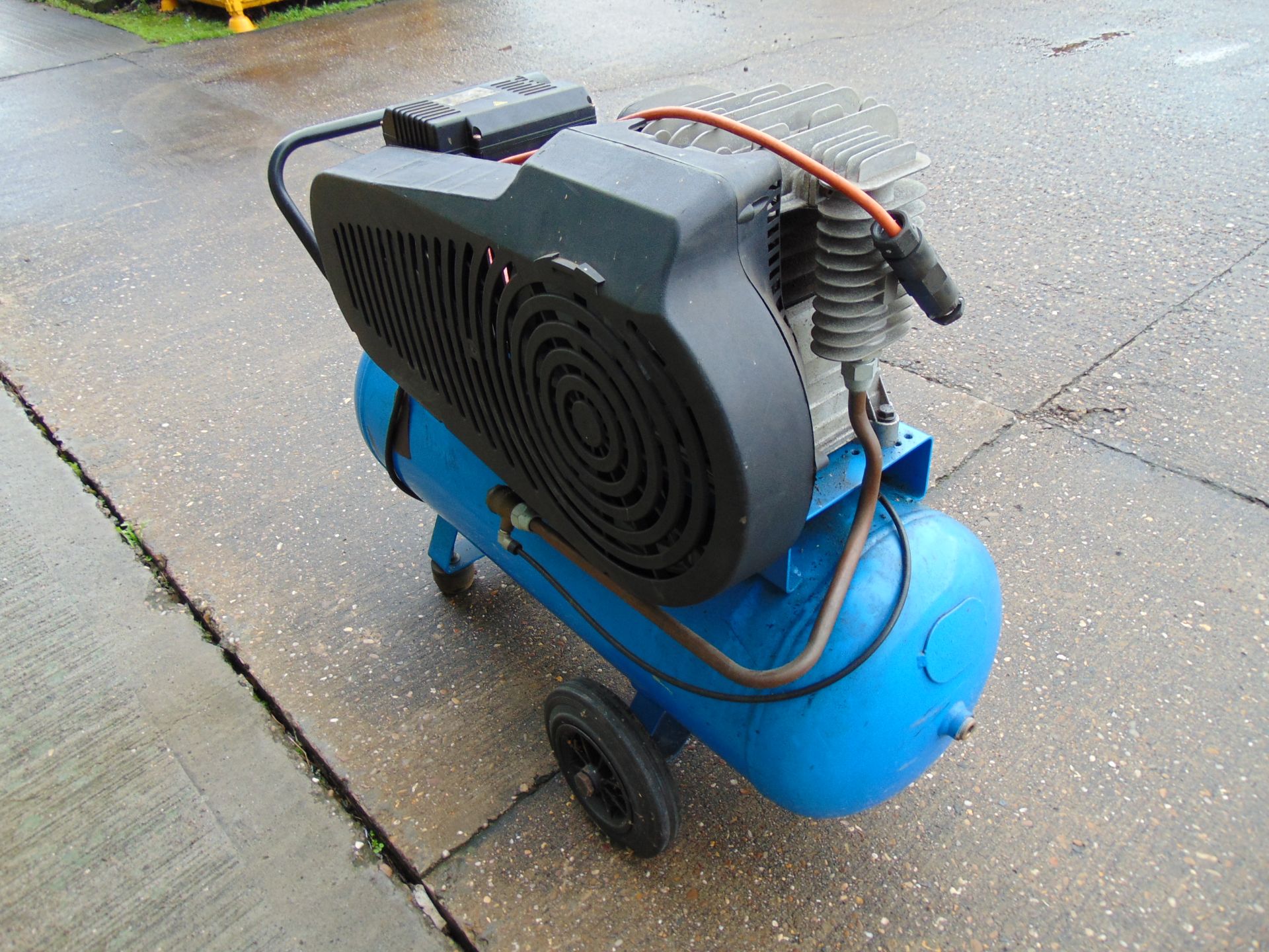 ABAC B 2800B-60 cm 3 V240 Kompex Mobile Air Compressor - Image 6 of 7