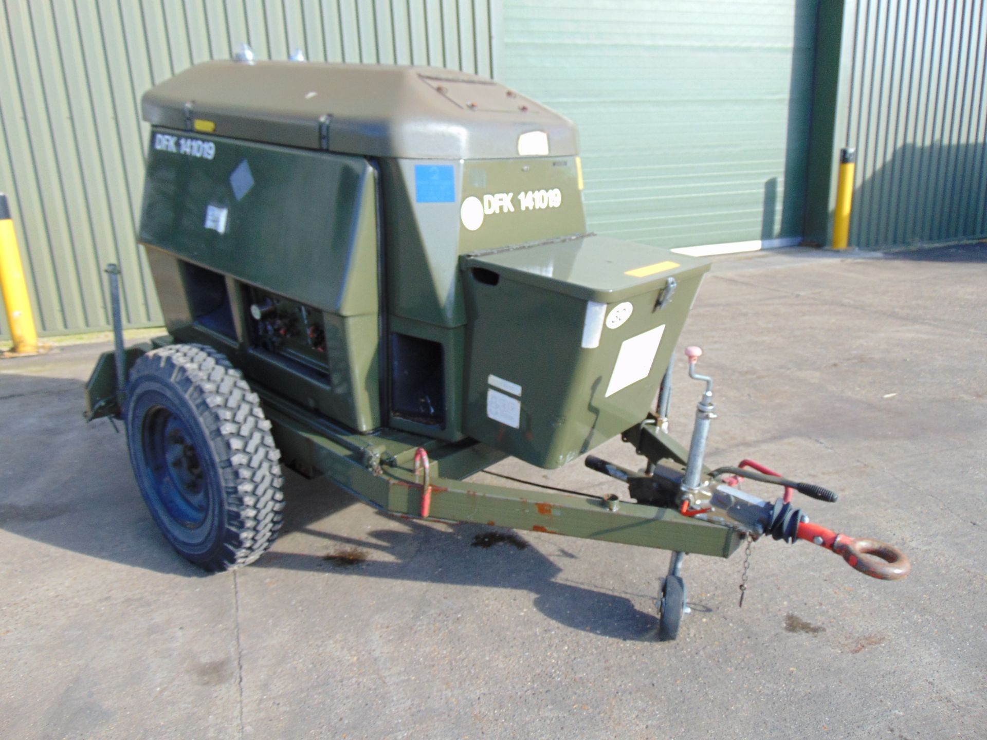 Ex Uk Royal Air Force Trailer Mounted 25 KVA Generator