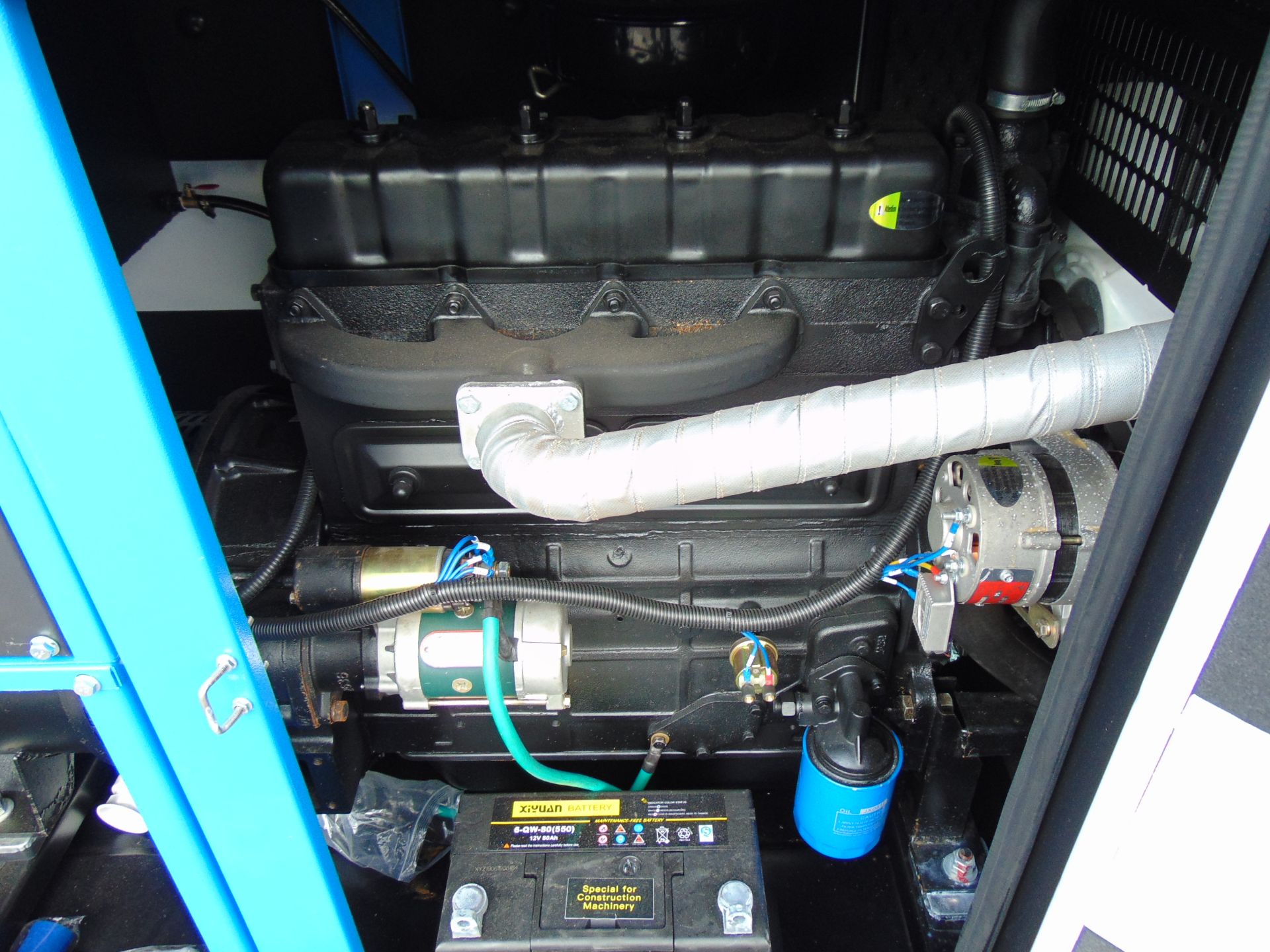 UNISSUED 40 KVA 3 Phase Silent Diesel Generator Set - Bild 8 aus 16