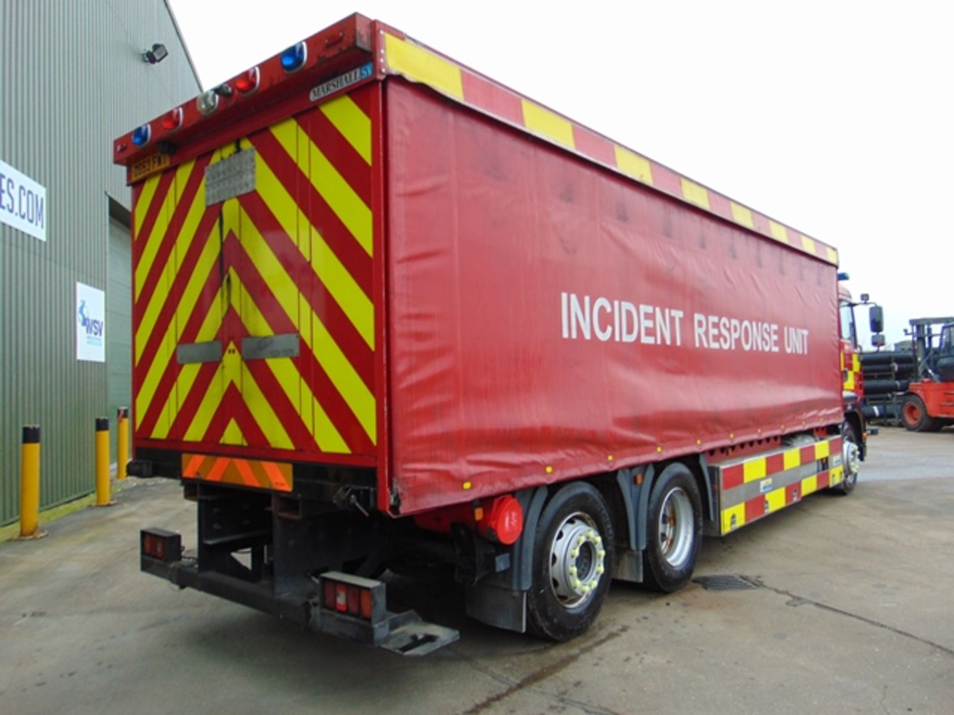 2004 MAN TG-A 6x2 Rear Steer Incident Support Unit ONLY 33,543km! - Image 6 of 27