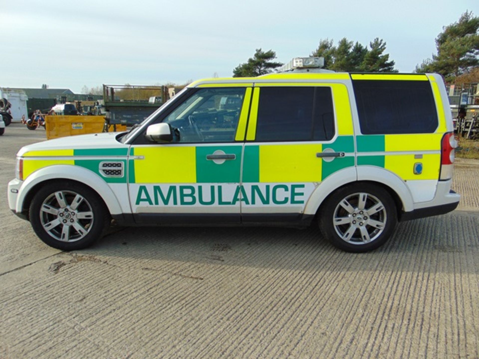 2010 Land Rover Discovery 4 3.0 TDV6 GS - Image 4 of 21