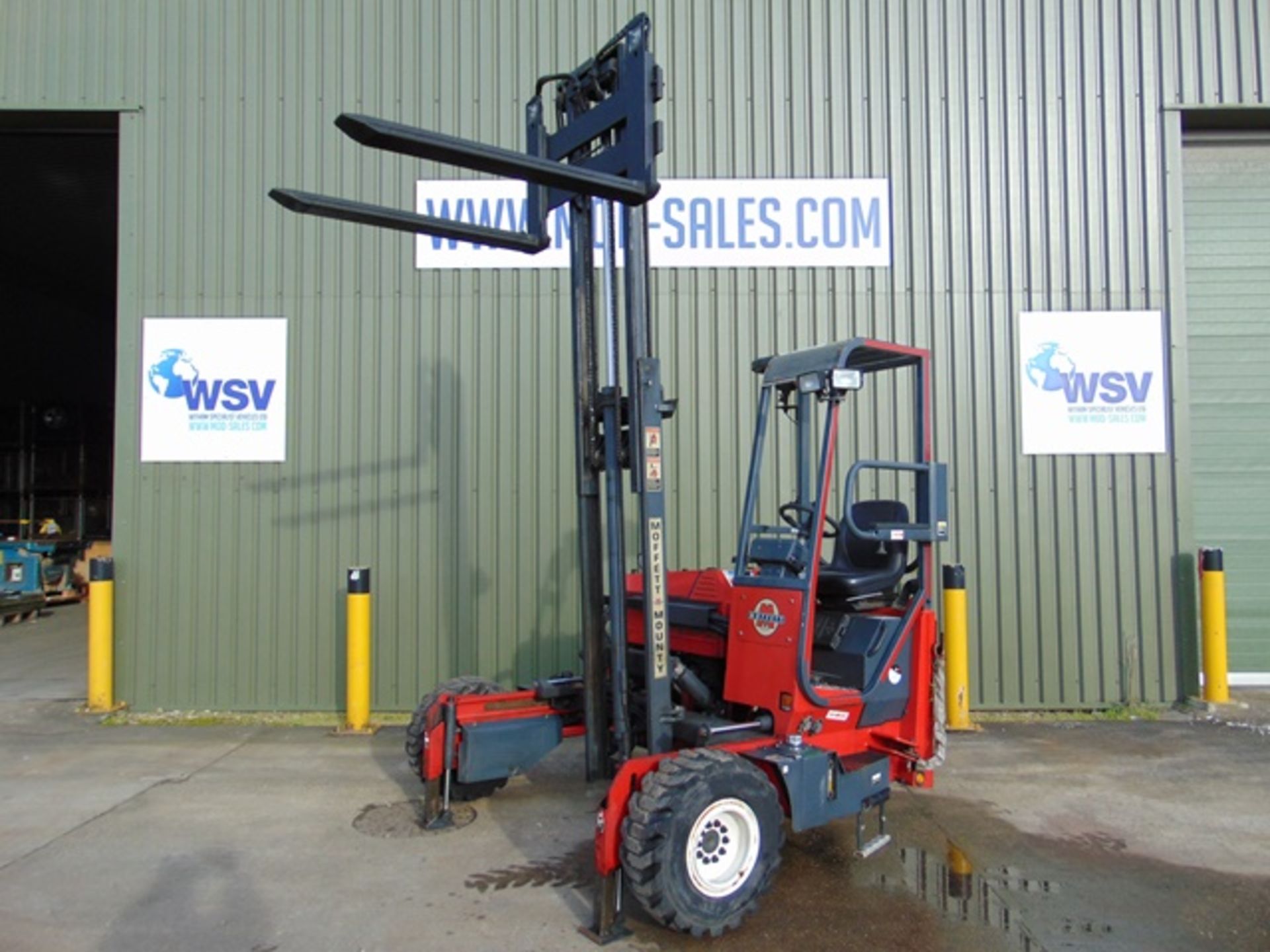 2003 Moffett Mounty M2003 Truck Mounted Forklift complete with Meijer Hydraulic Extension Forks - Image 2 of 20