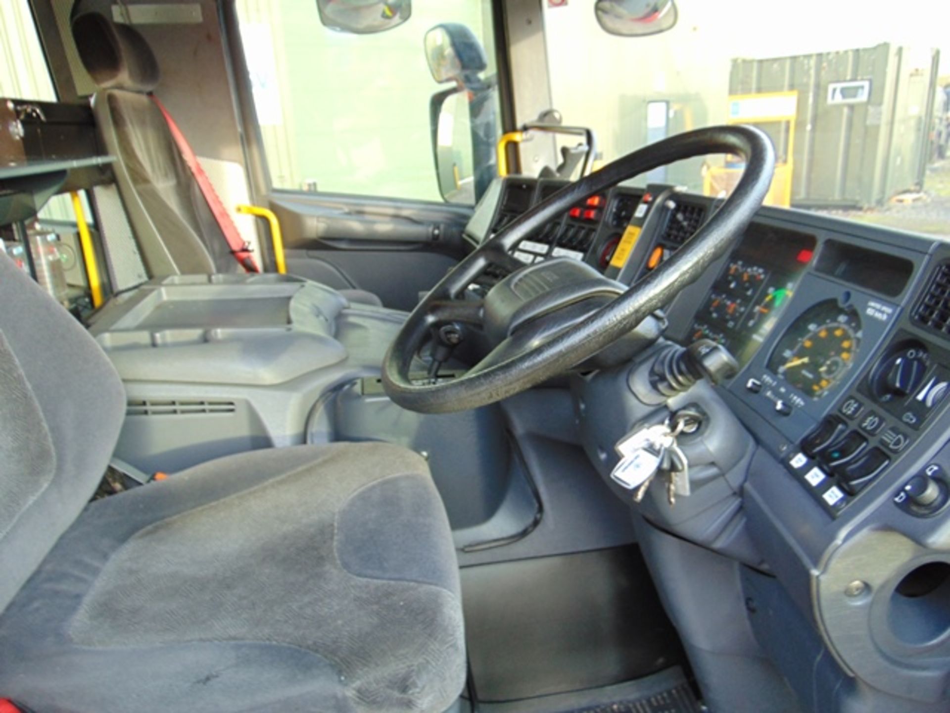 Scania 94D 260 / Emergency One Fire Engine ONLY 60,588km! - Image 14 of 31