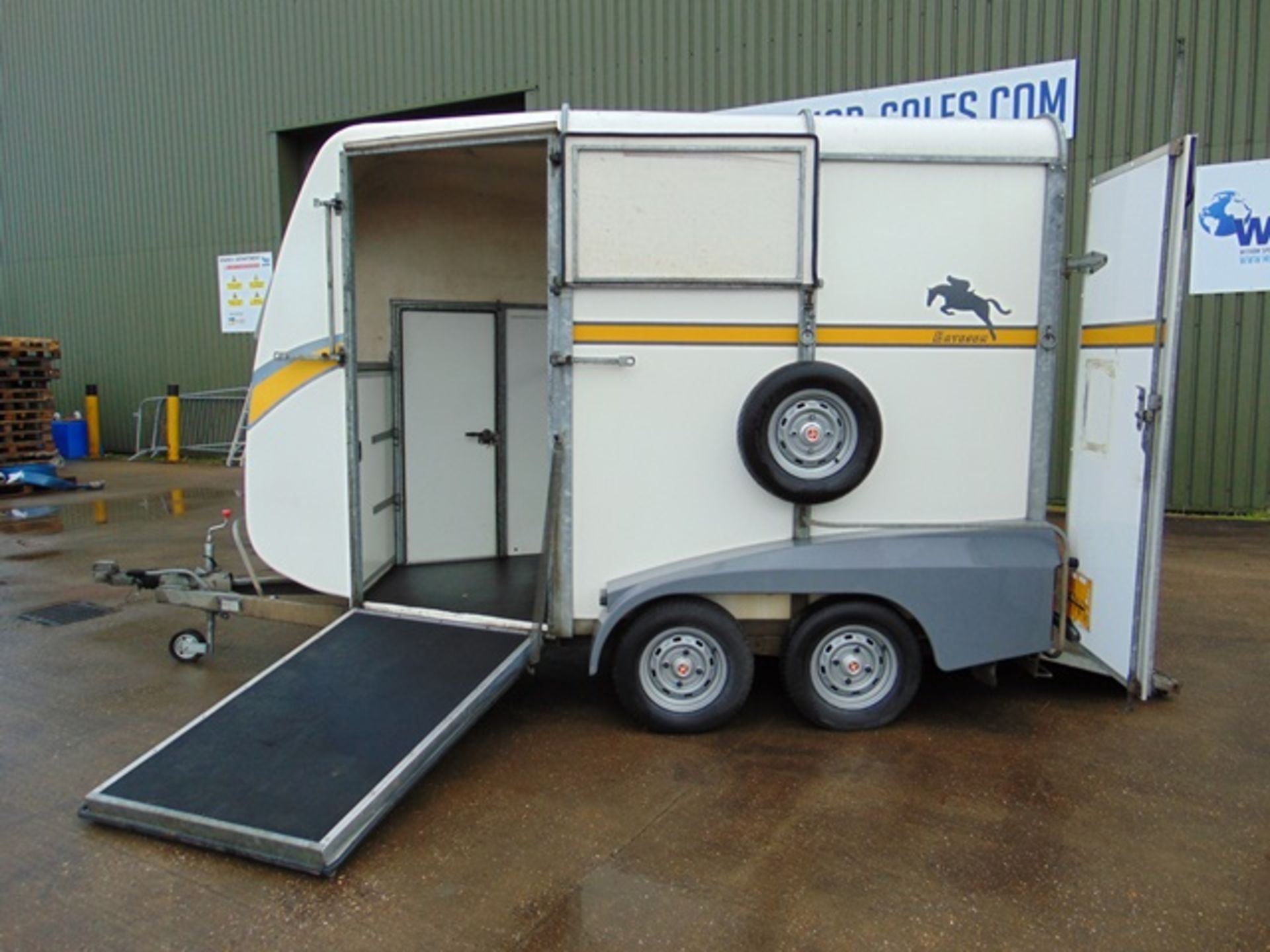 Bateson Ascot Twin Axle 2 Horse Trailer - Image 3 of 21