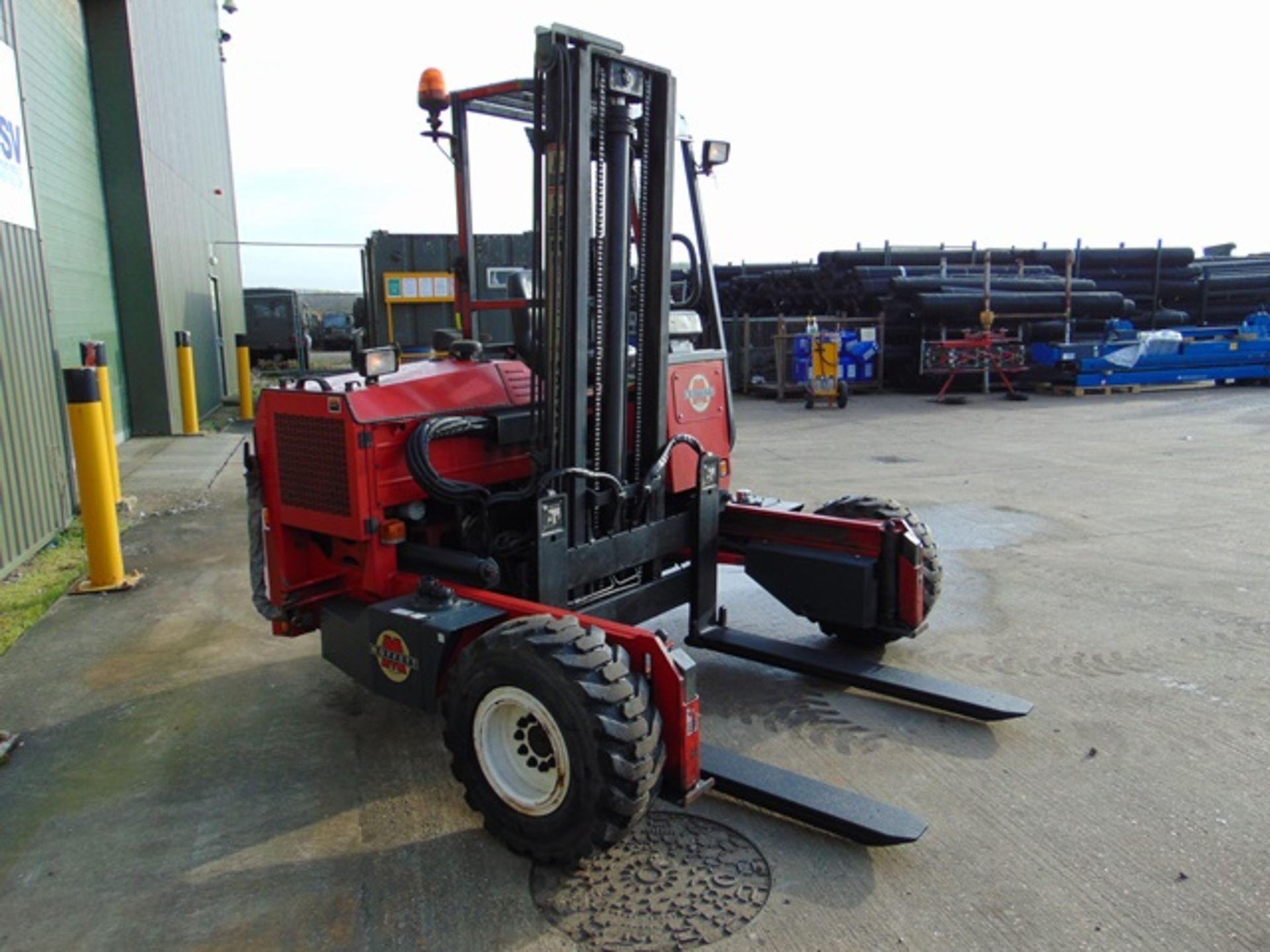 2003 Moffett Mounty M2003 Truck Mounted Forklift complete with Meijer Hydraulic Extension Forks - Image 9 of 20