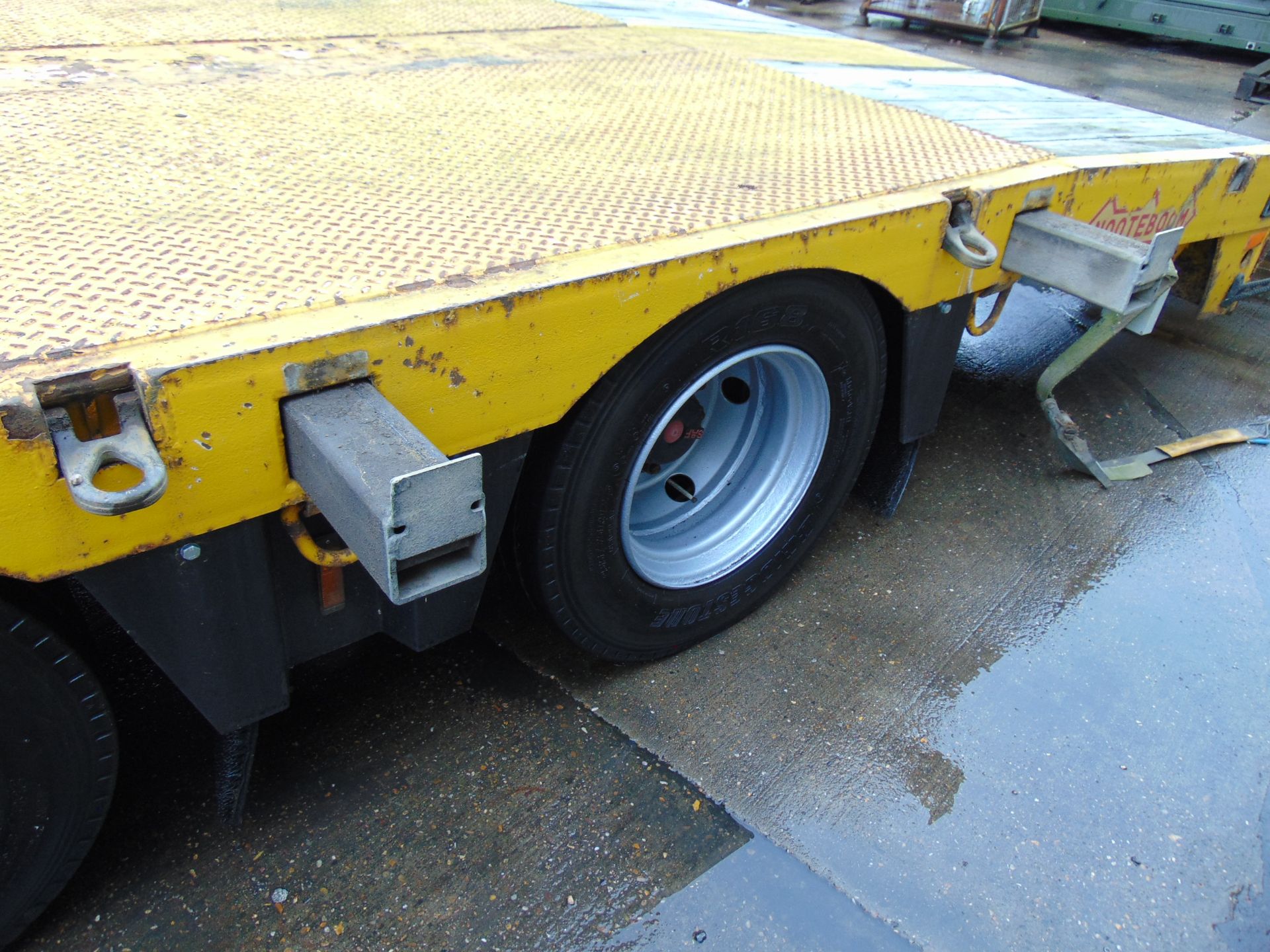 2010 Nooteboom OSDS 48-03 Tri Axle Low Loader Trailer - Image 15 of 31