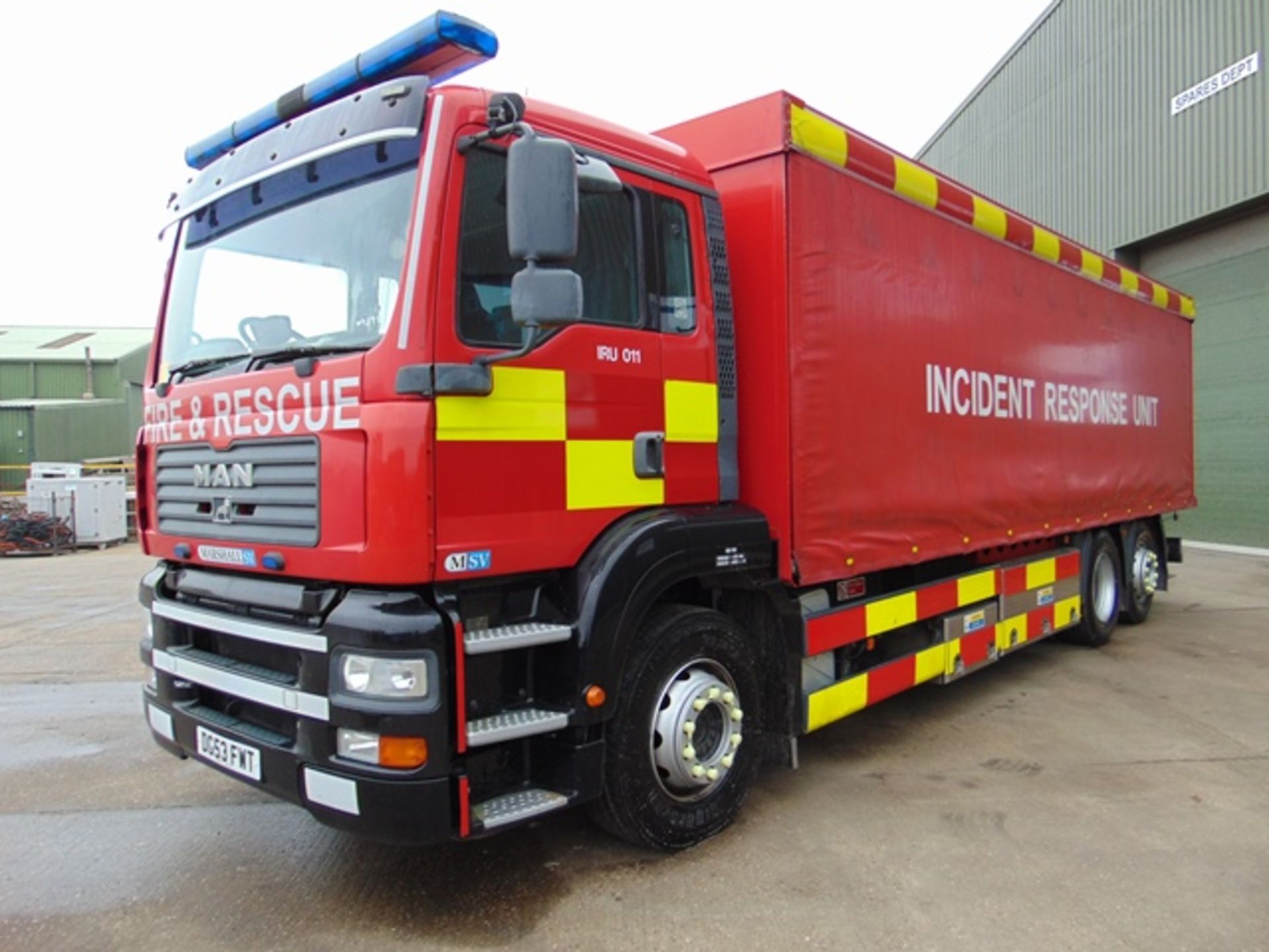 2004 MAN TG-A 6x2 Rear Steer Incident Support Unit ONLY 33,543km! - Image 3 of 27