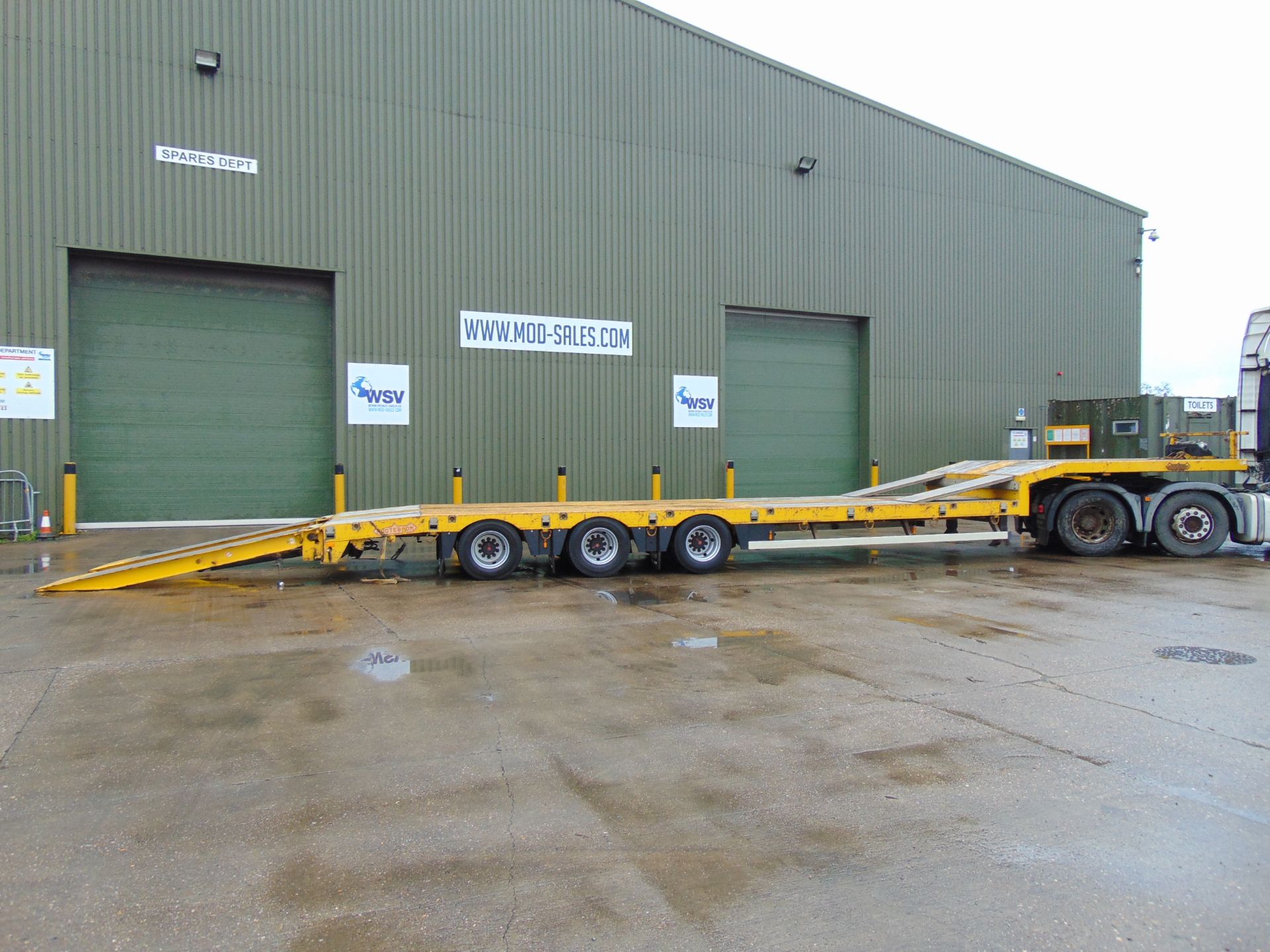 2010 Nooteboom OSDS 48-03 Tri Axle Low Loader Trailer - Image 2 of 31