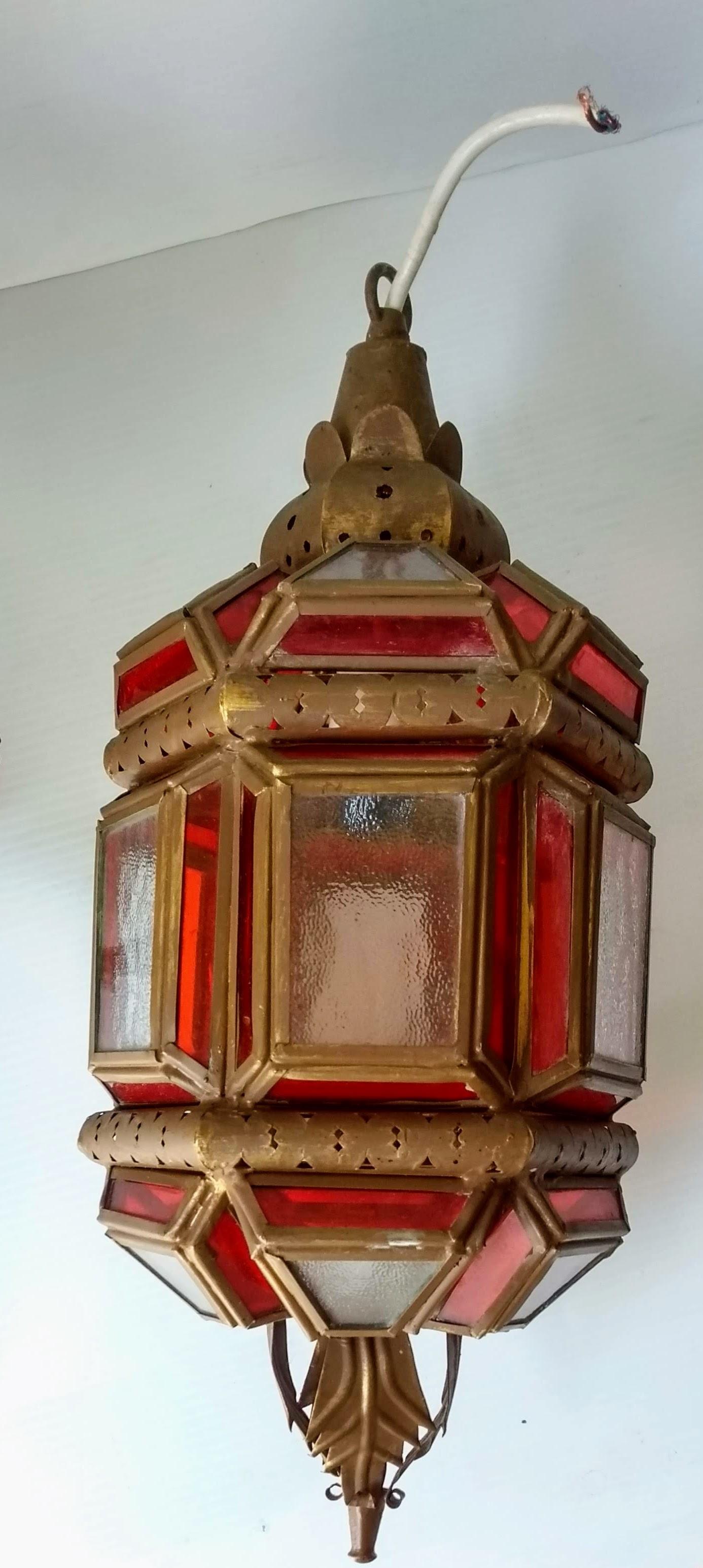 A vintage Moravian star pendant light shade with ruby glass panels, 30 cm diameter and a Moorish - Image 4 of 5