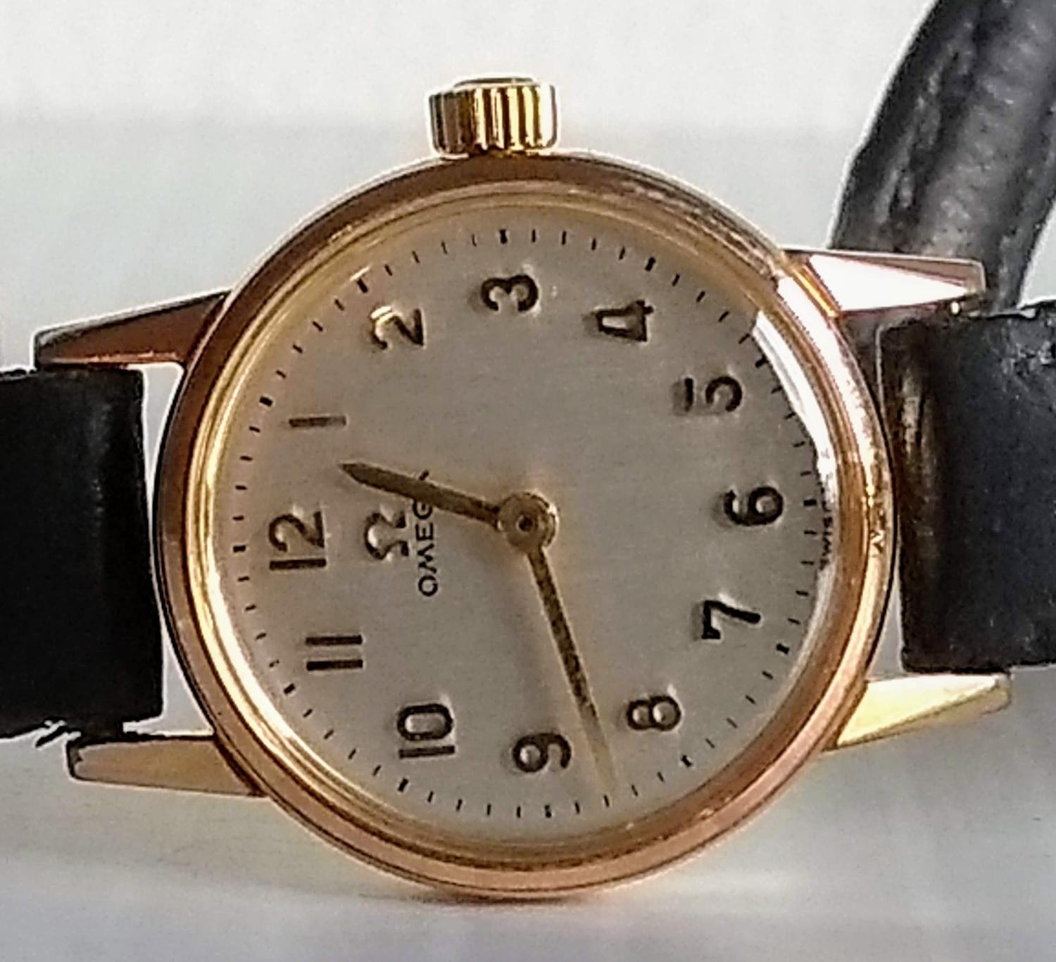 A gents Omega gold plated and steel-cased Seamaster wristwatch, signed champagne dial, 32mm, baton - Image 6 of 7