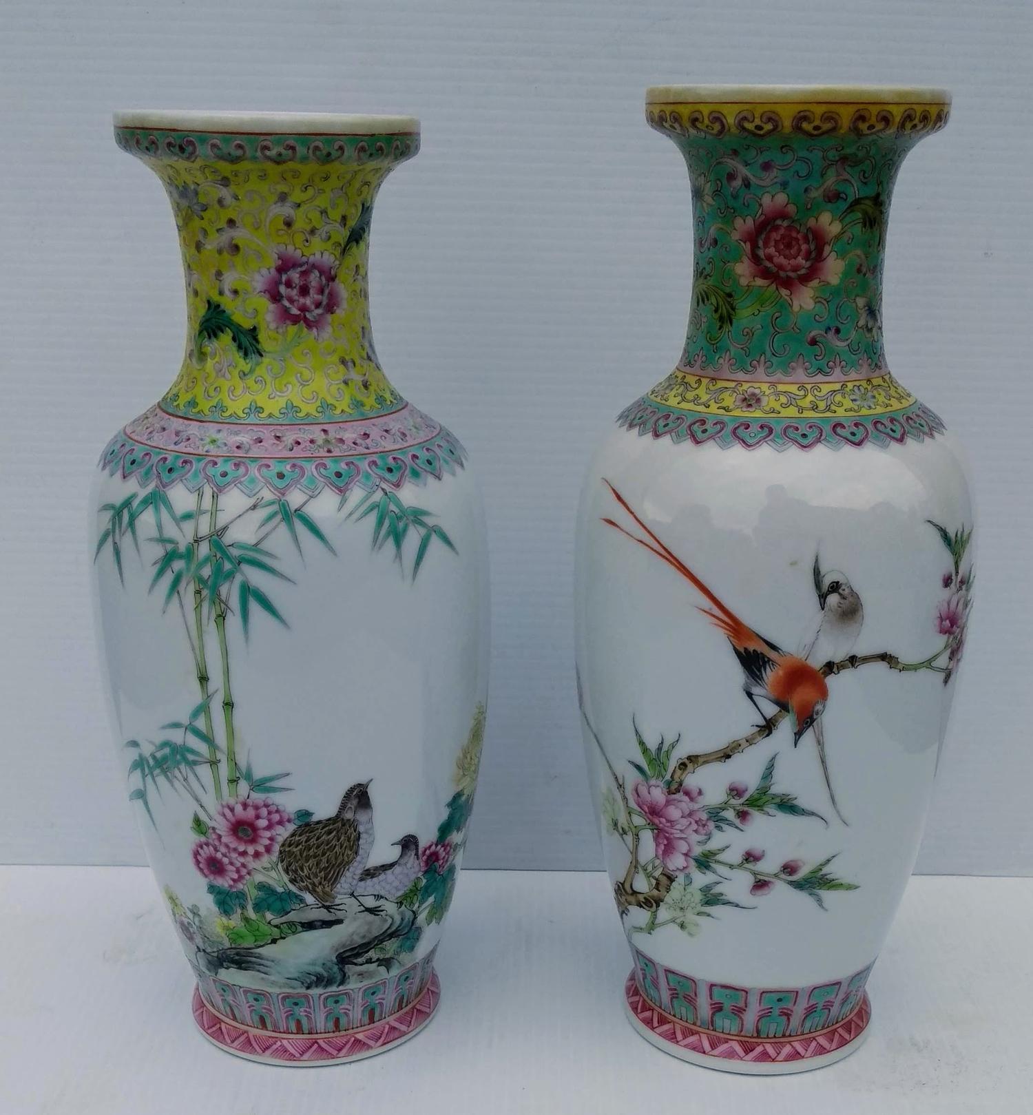 An assortment of Oriental porcelain to include: a blue and white baluster jar and cover with - Image 18 of 20