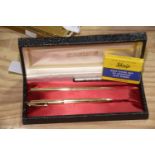 A Sheaffer gold fountain pen and ball point pen With 14ct gold nib to fitted box (2)