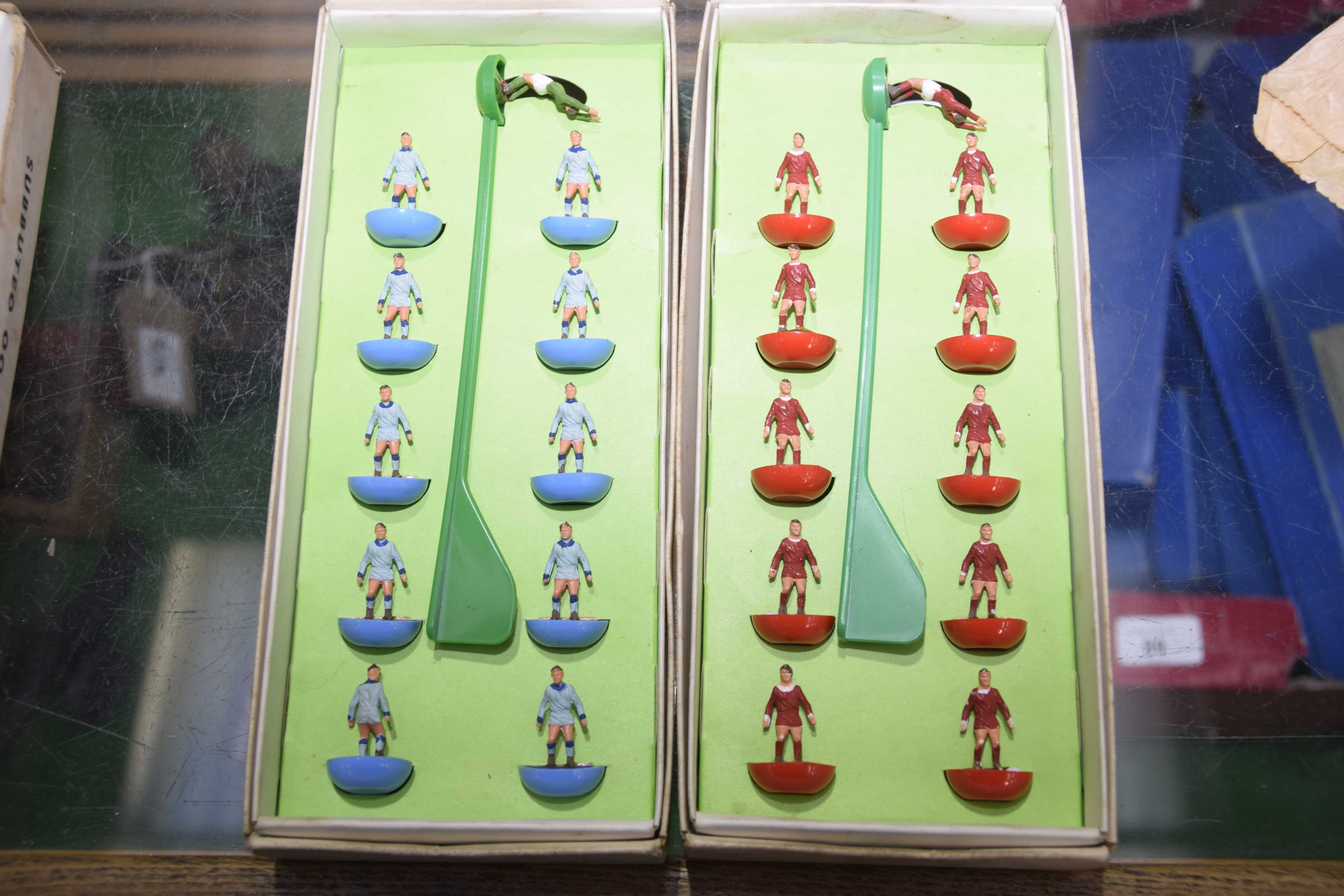 Twenty boxed Subbuteo football teams Comprising Arsenal, Watford/Oxford United, Sheffield Wednesday, - Image 2 of 8