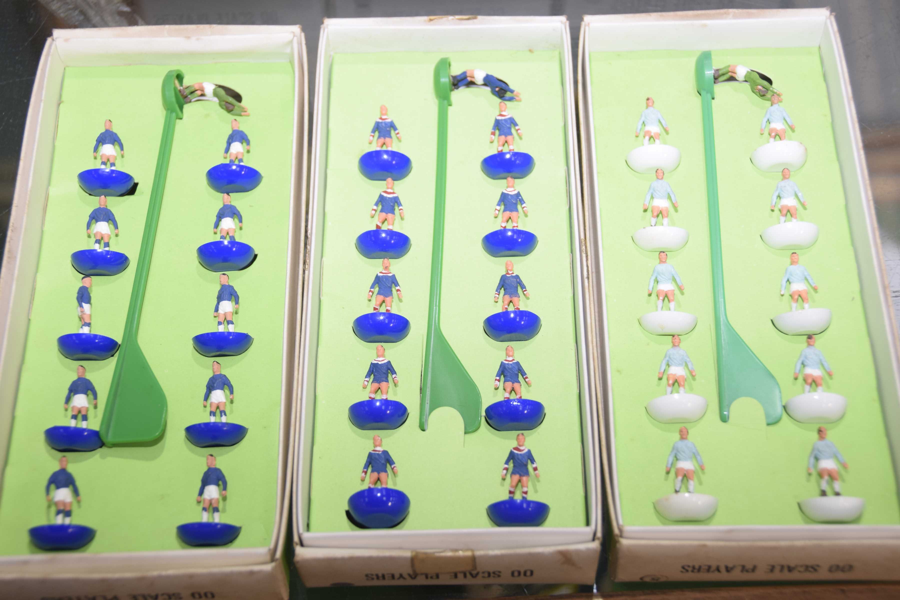 Twenty boxed Subbuteo football teams Comprising Arsenal, Watford/Oxford United, Sheffield Wednesday, - Image 4 of 8