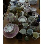 A mixed lot of various 19th Century lustre ceramics to include tea wares, bowls, plates, etc plus