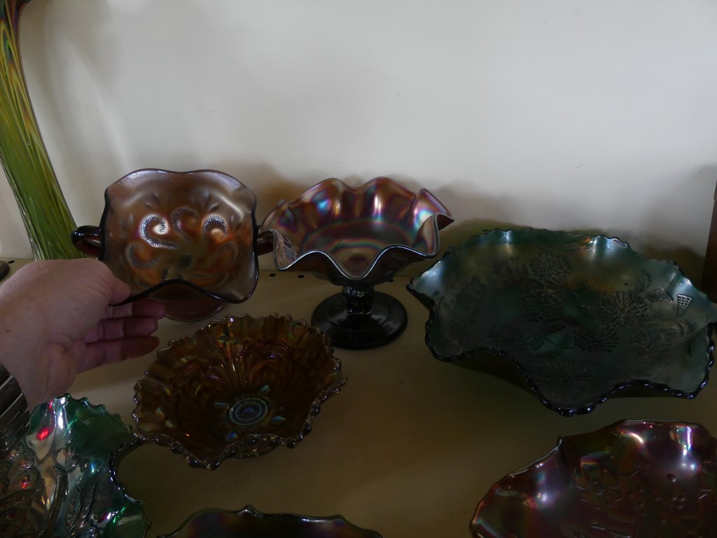 A large collection of Carnival glass, to include three flared lip vases, a pair of blue tinted - Image 4 of 8