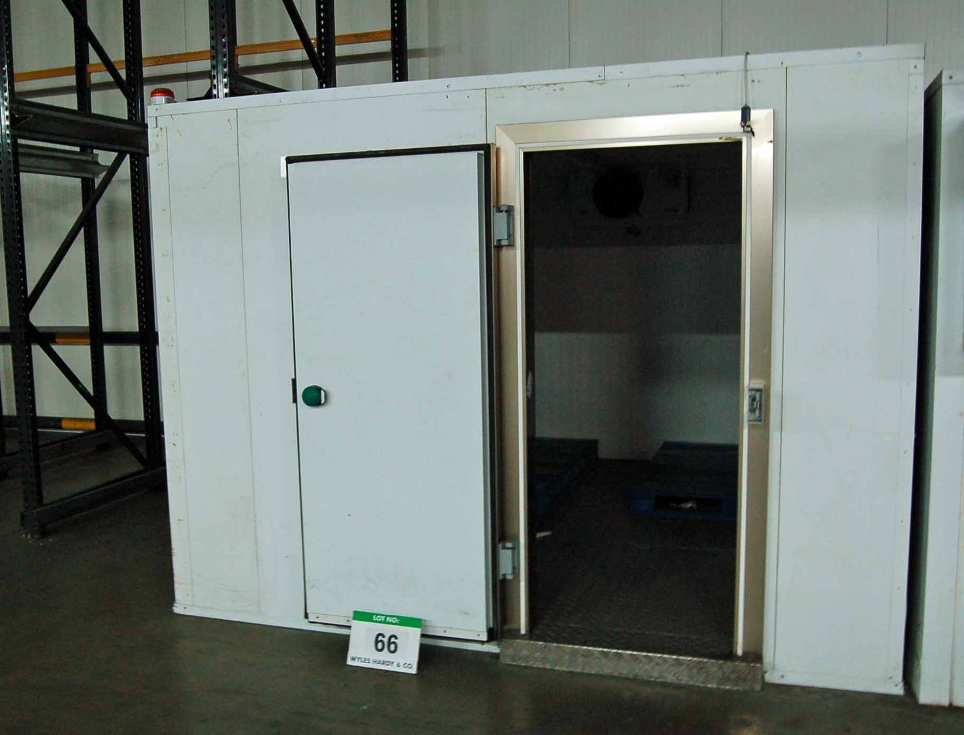 A KINGSPAN Self Contained Insulated Refrigerated Store Room, Approx. External Dimensions 3660mm Long