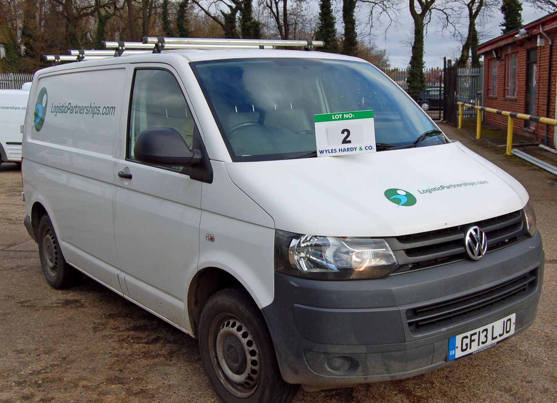 A VOLKSWAGEN Transporter T28 2.0 TDi Bluemotion, Diesel, SWB Panel Van, Registration No. GF13 LJO,