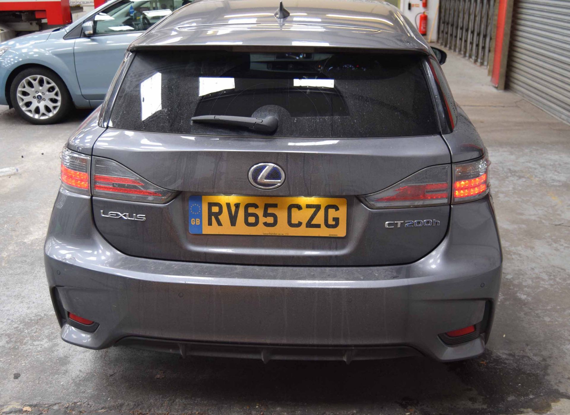 A LEXUS CT200h Hybrid 1.8 E-CVT Advance Petrol Hatchback with Variable 1 Speed Auto Transmission, - Image 4 of 7