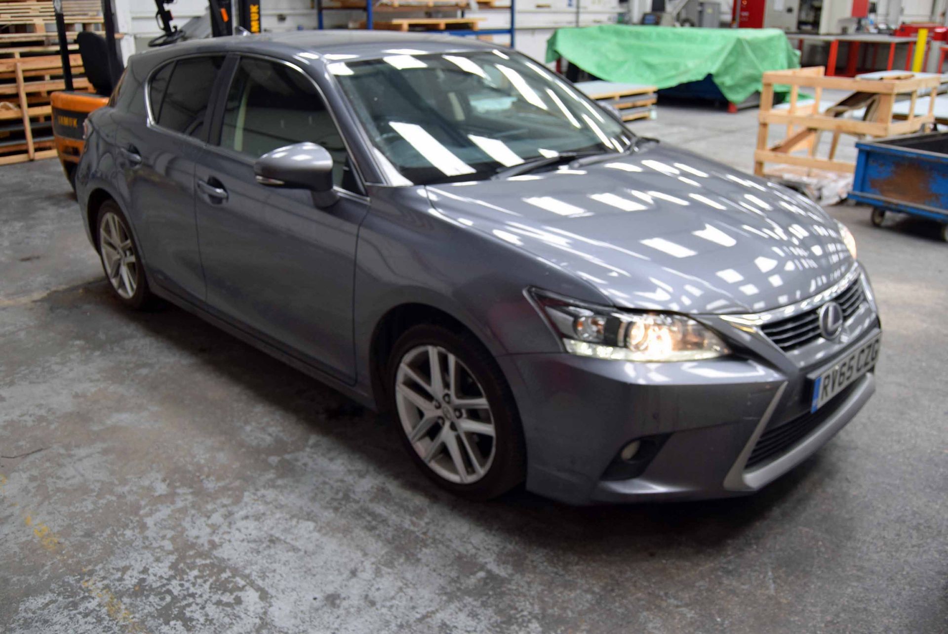 A LEXUS CT200h Hybrid 1.8 E-CVT Advance Petrol Hatchback with Variable 1 Speed Auto Transmission, - Image 2 of 7