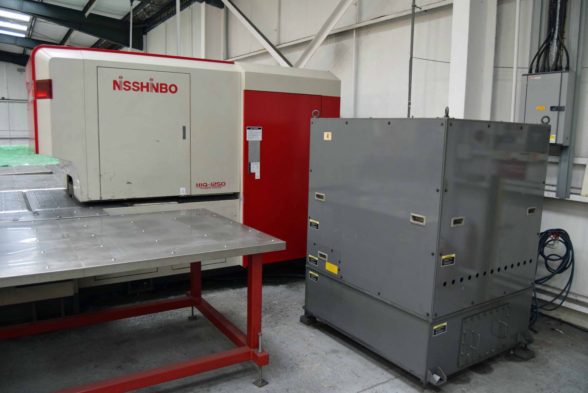 A 2002 NISSHINBO HIQ 1250 Turret Punch Press, Serial No. HIQN-14097 22-Ton capacity, 30-Station - Image 4 of 7