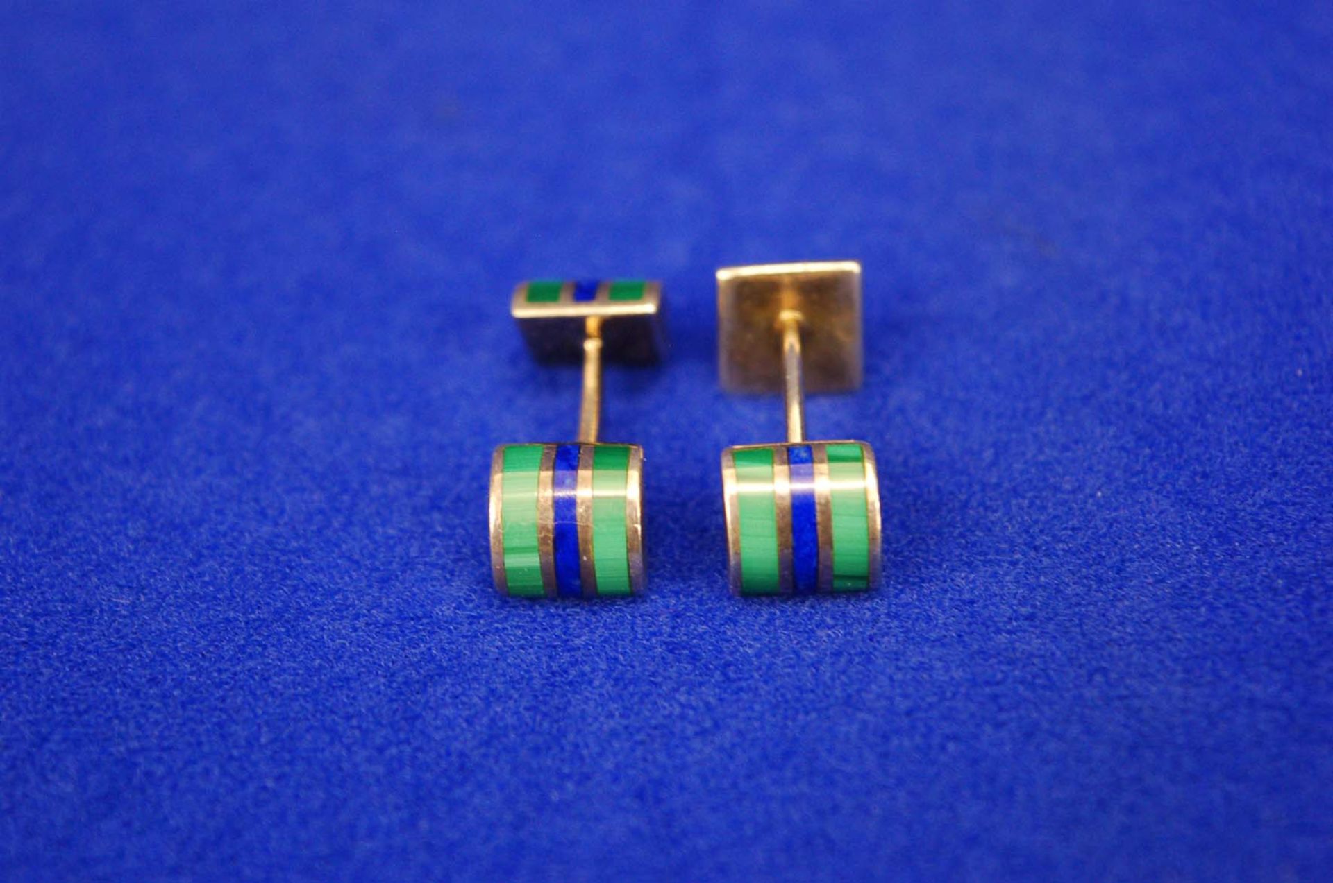 A Pair of Sterling Silver, Green & Blue Enamel Bar Type Cufflinks - Image 2 of 3